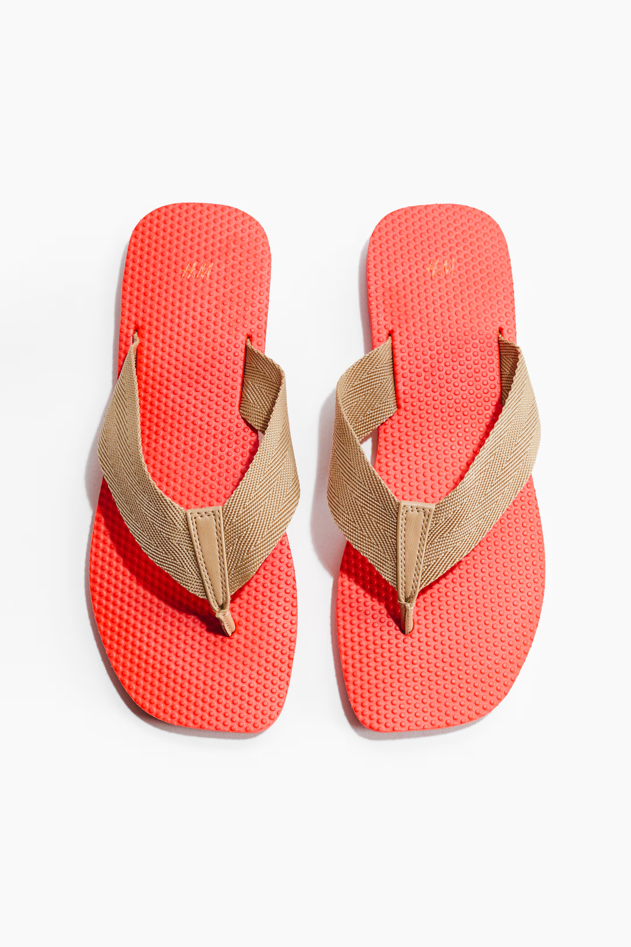 H&M, Flip-flops