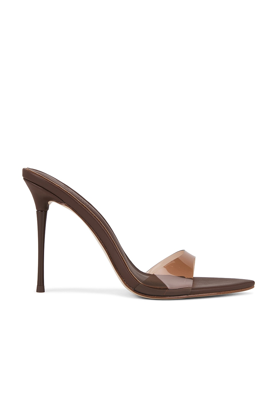 X Revolve Azucar Slipper