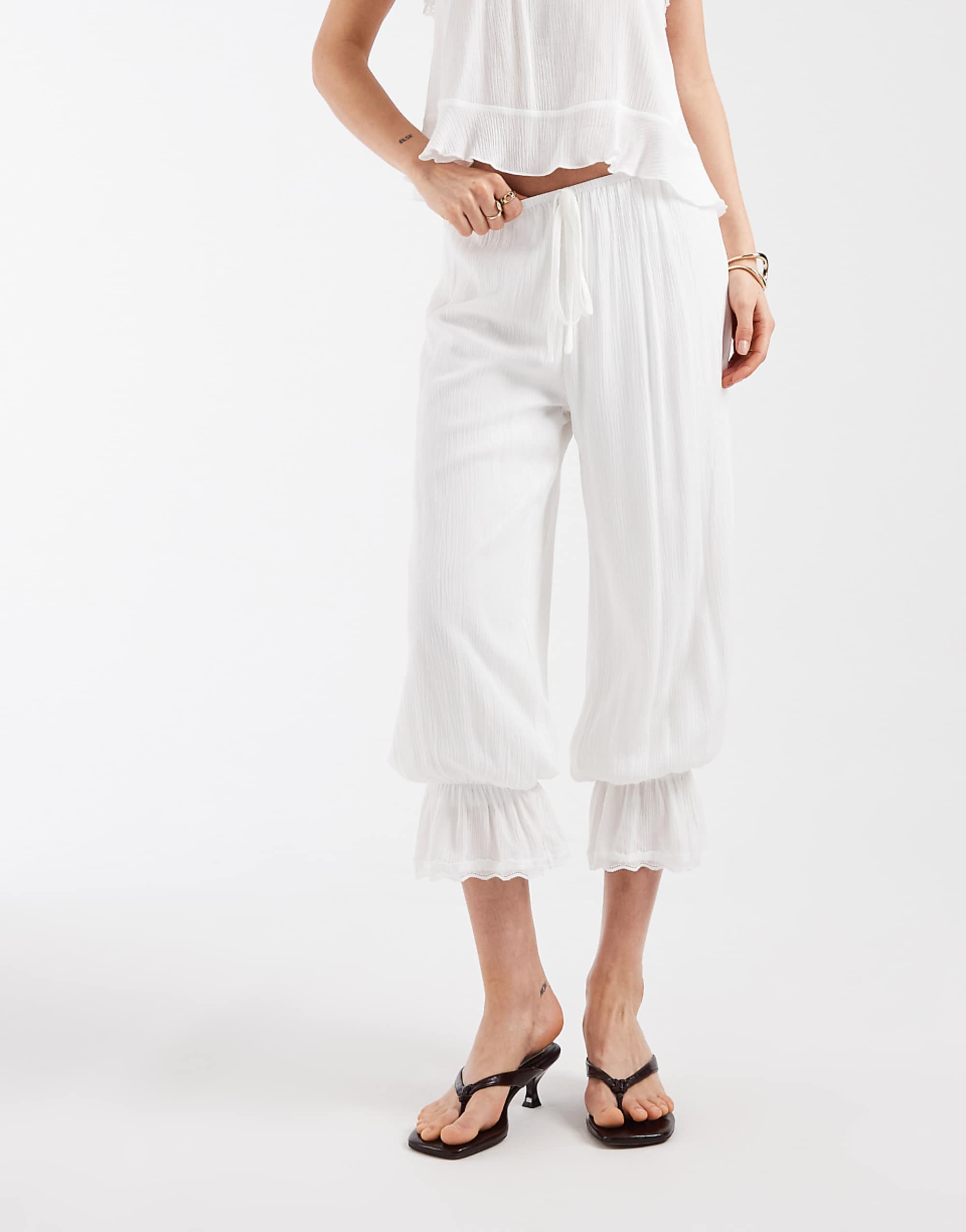 Motel Basma Bloomer Pants in White - Part of a Set