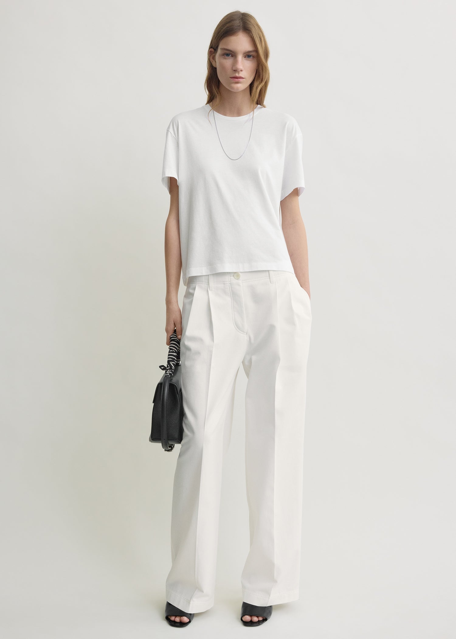 Relaxed Chino Trousers White - 30