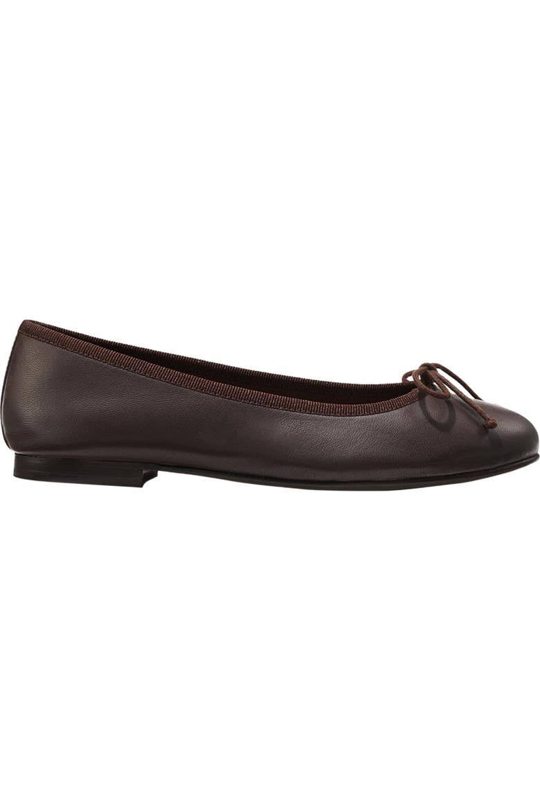 The Demi Flat