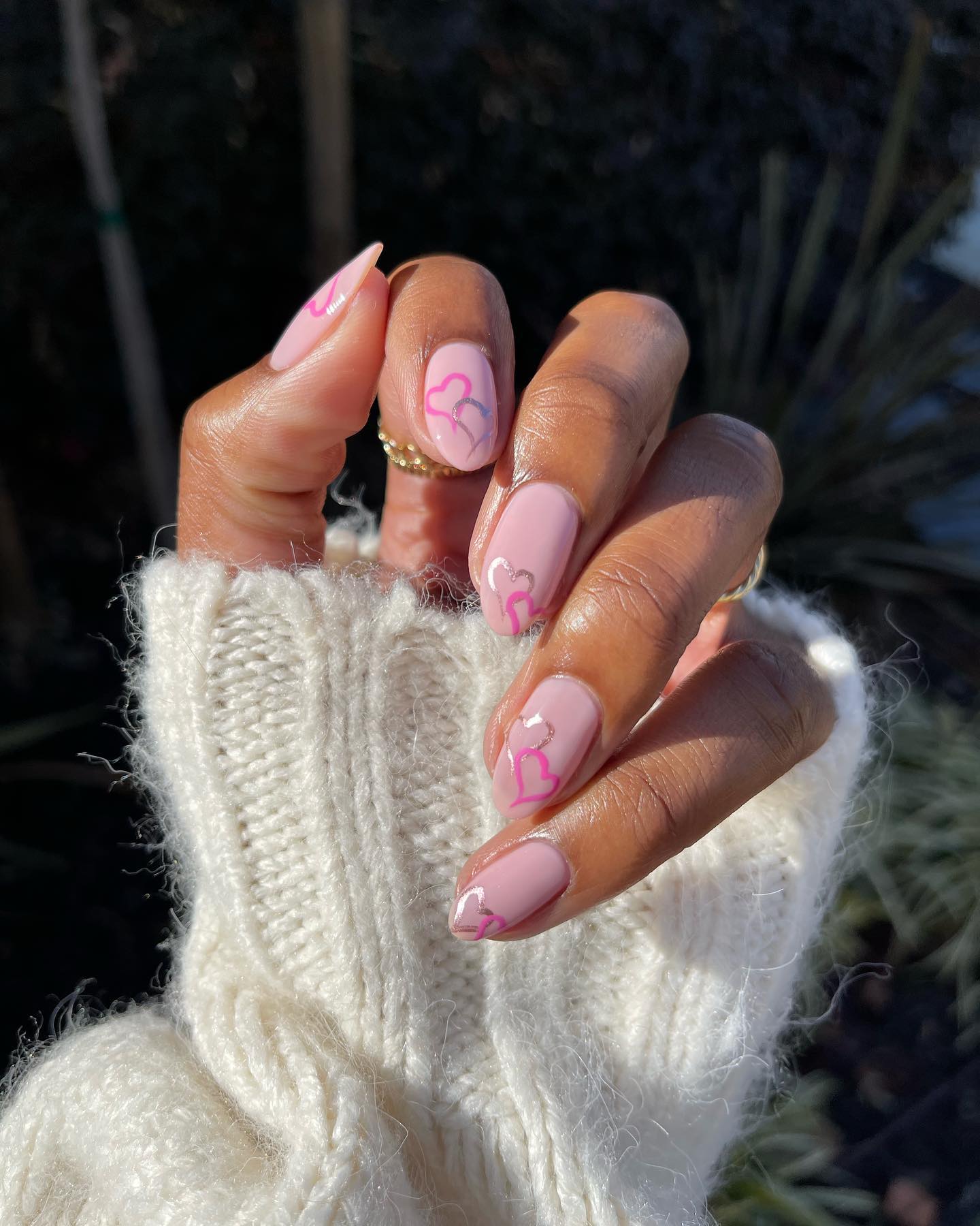 @lolo.nailedit baby pink nails with hearts