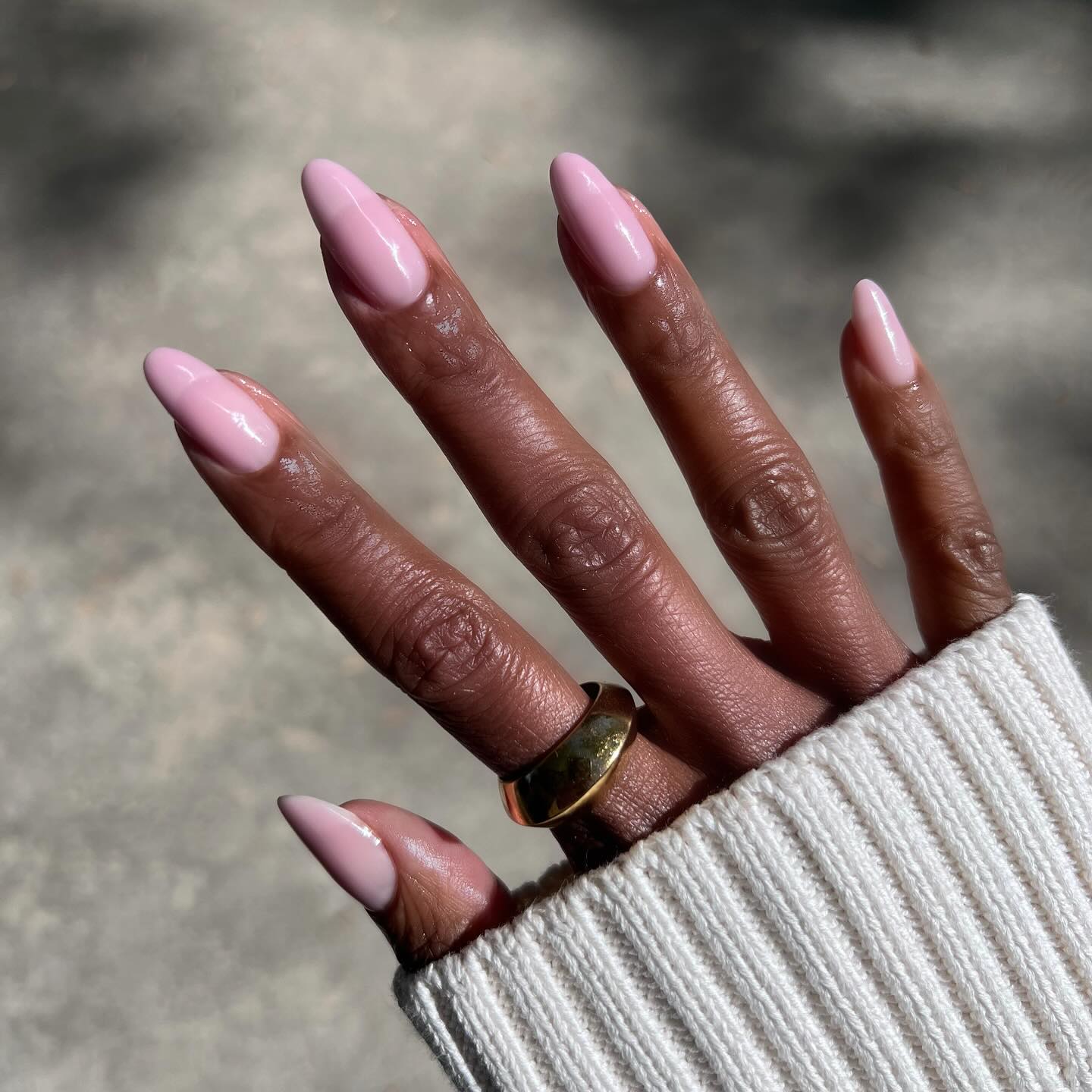 @themani club sheer baby pink nails