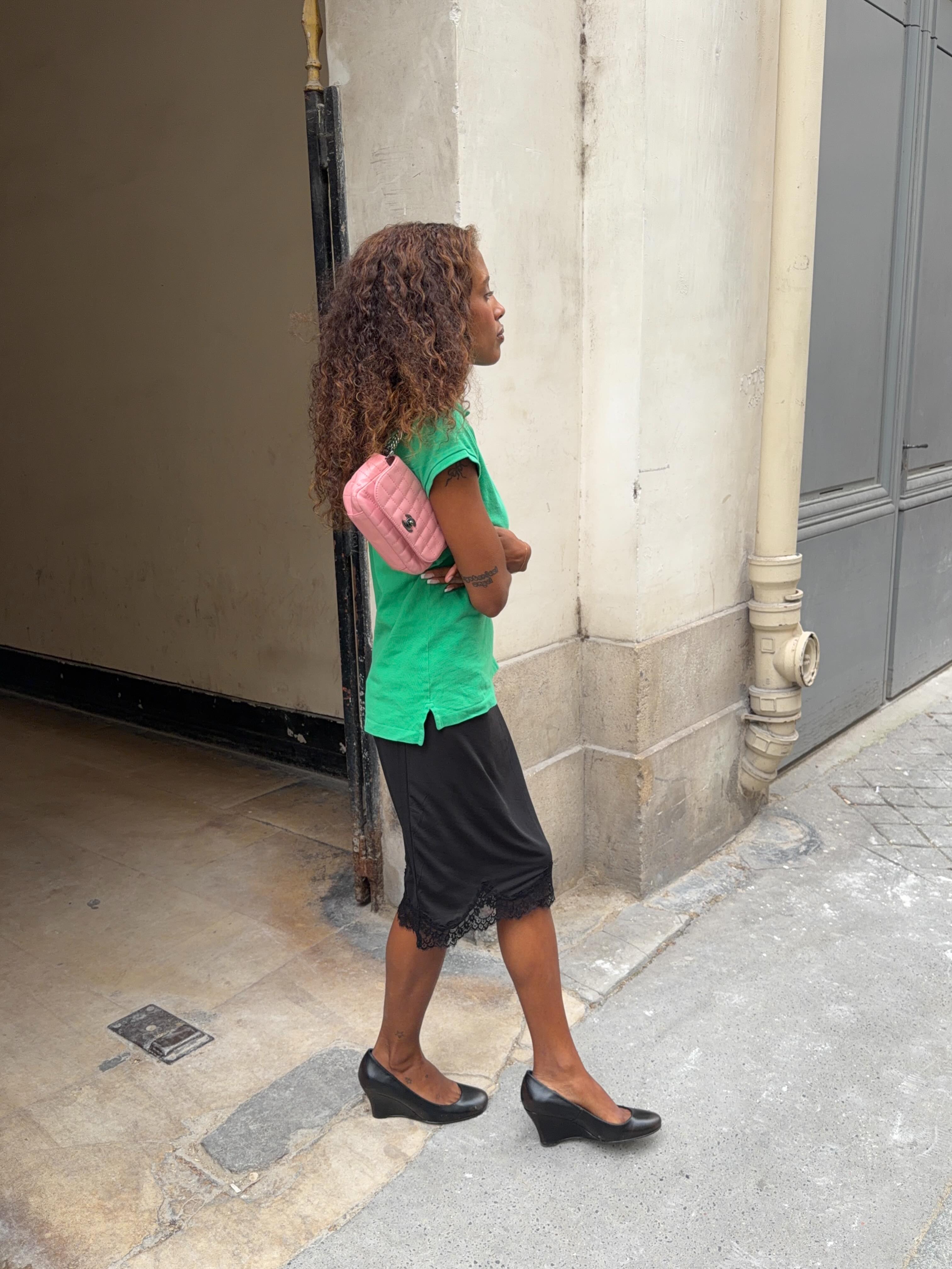midi skirts and shoes