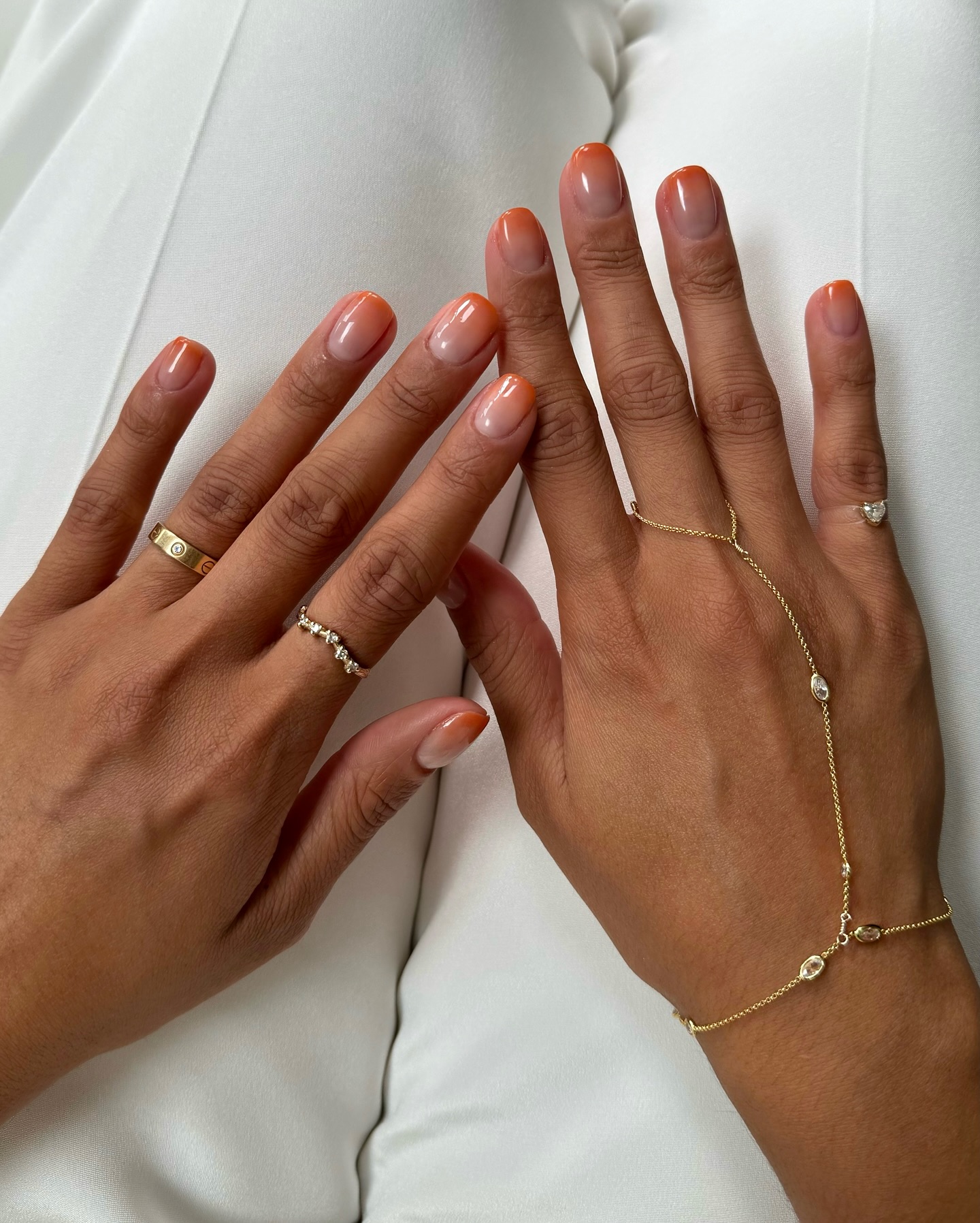 short orange summer ombre nails @iramshelton