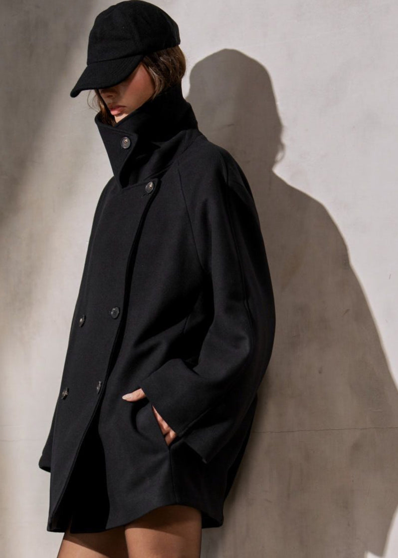 Italian Wool Peacoat &ndash; Noir