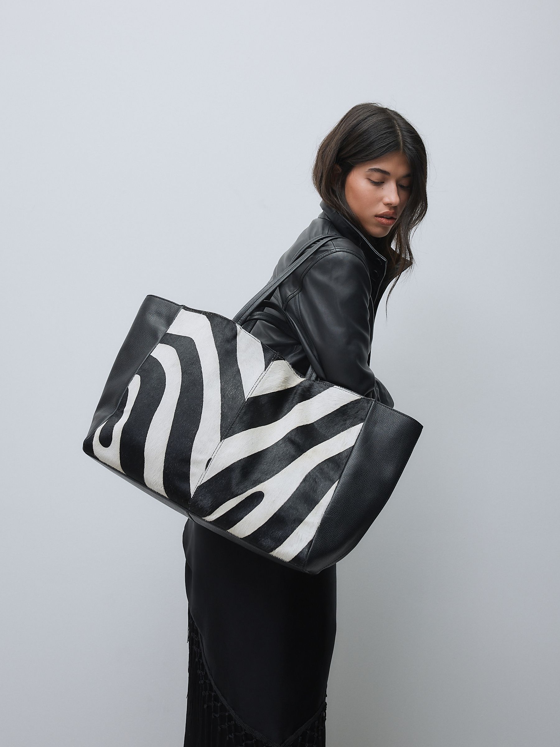 Zebra N. Premium Leather Pannel Shoulder Bag - Size One