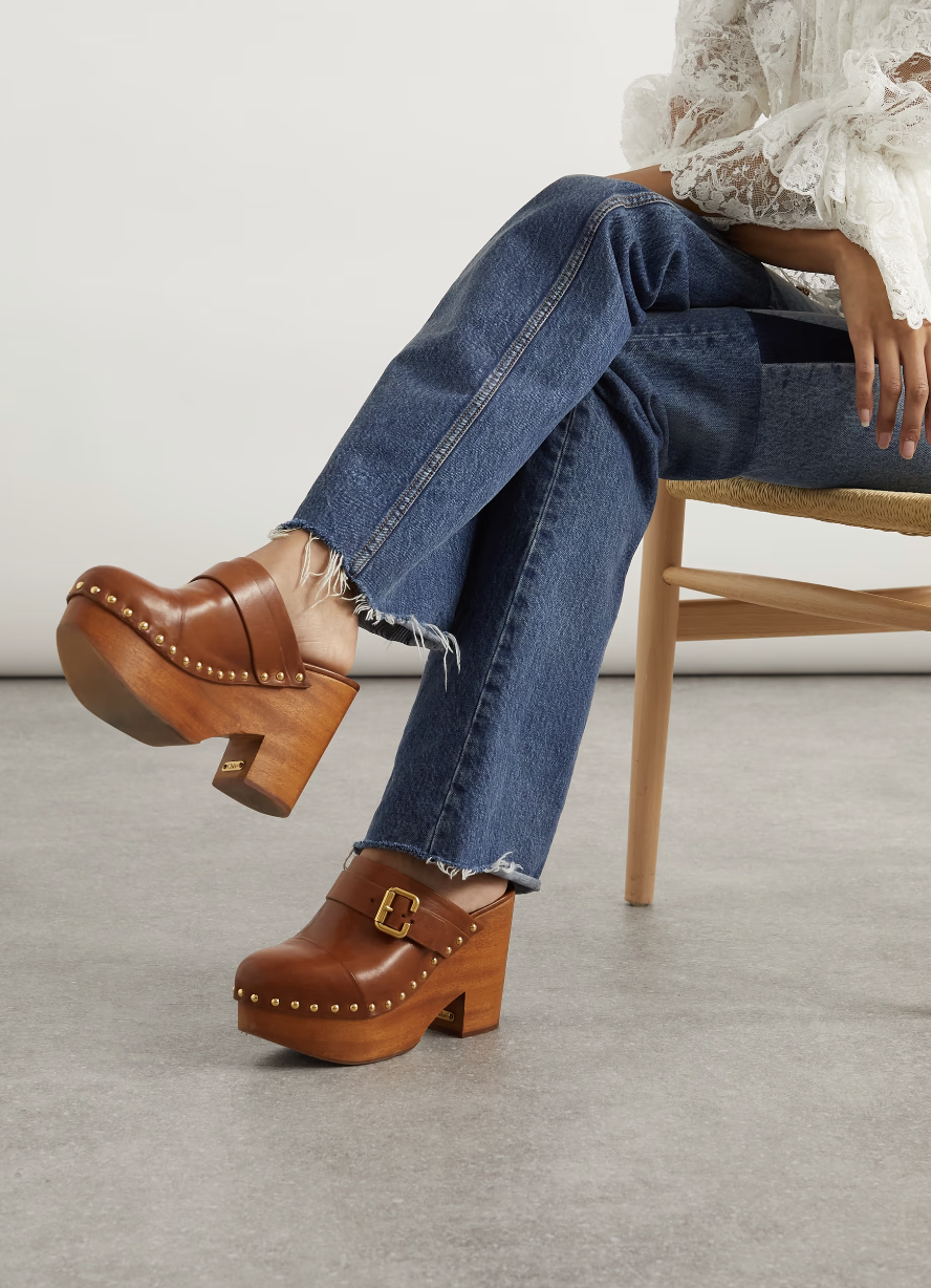 Chlo&eacute; , Jeanette studded platform clogs
