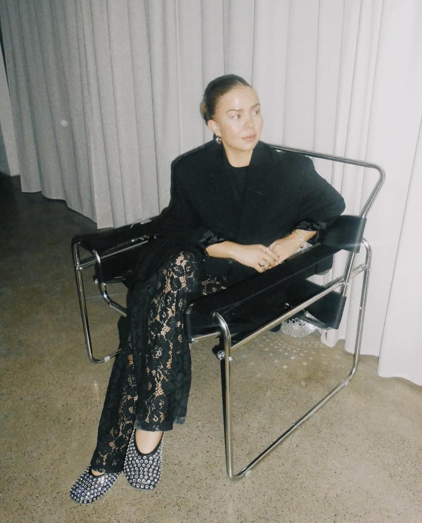 @dinahansen wearing the studded ballet flats trend
