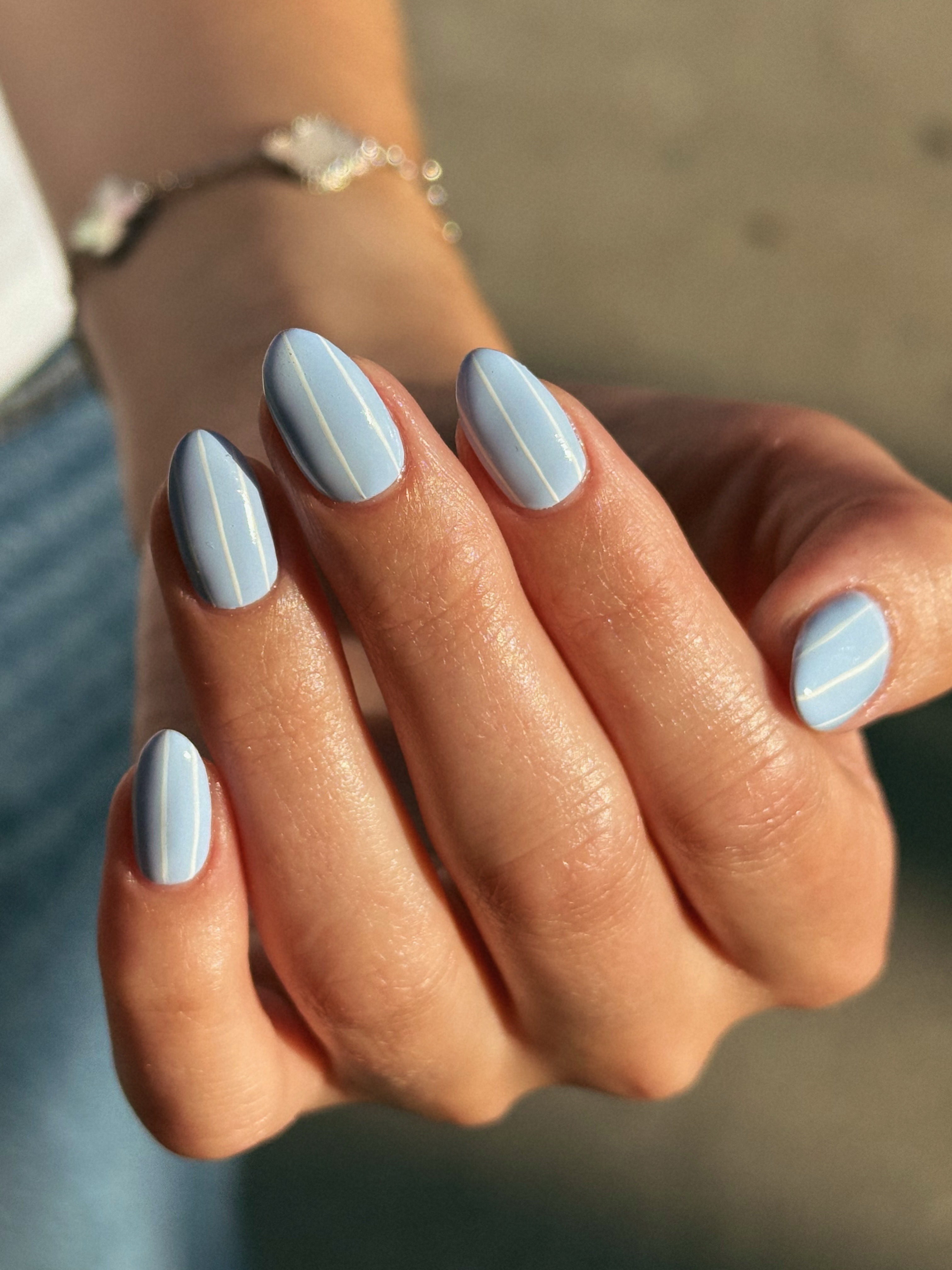 @nailsbyqueenie  white nail designs