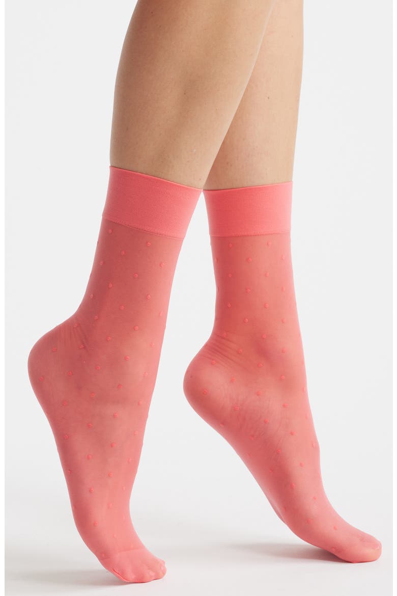 Everyday Sheer Dot Ankle Socks
