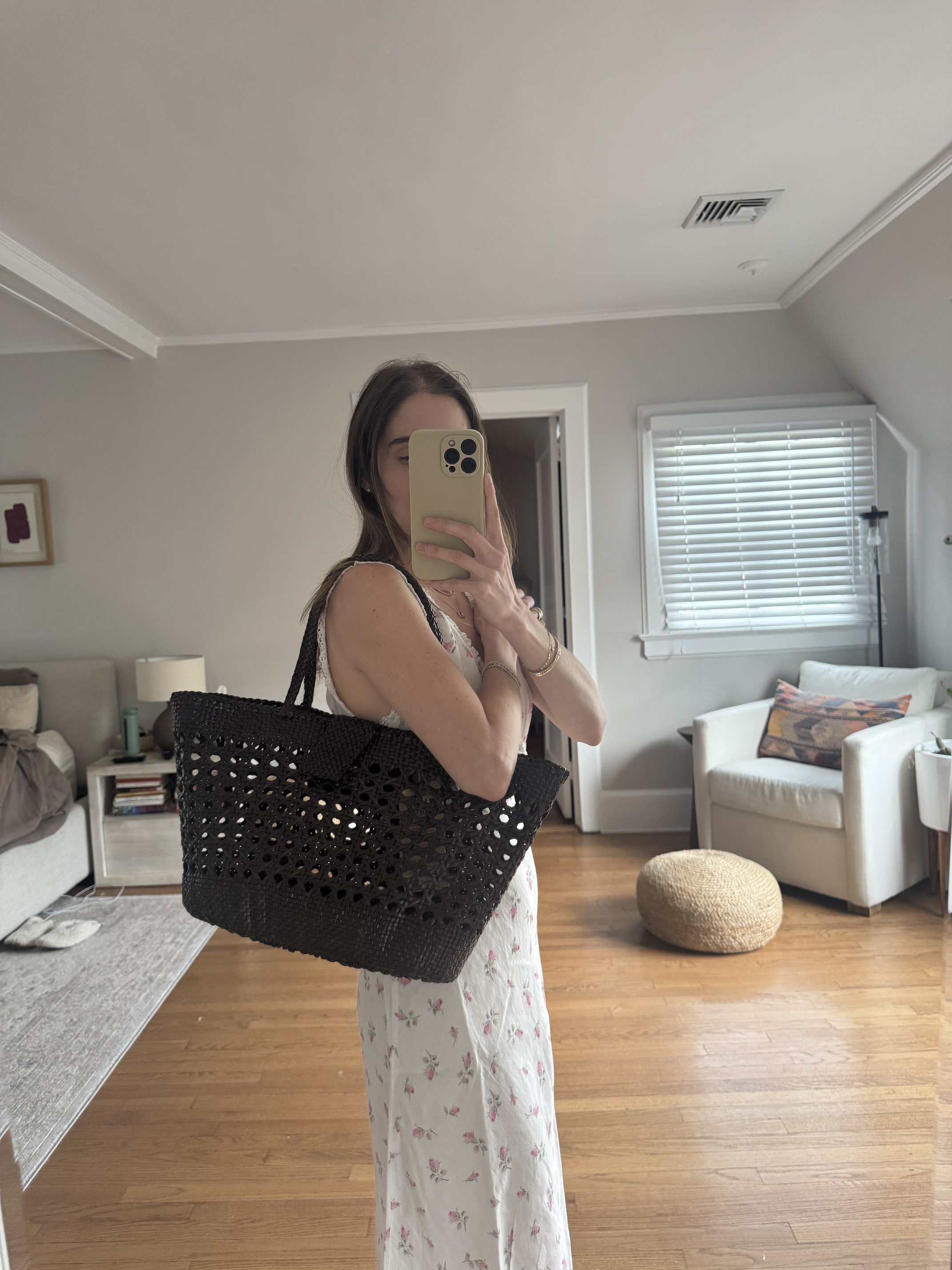 Tessa Faye O'Connell styling a Rixo X Dragon Diffusion bag