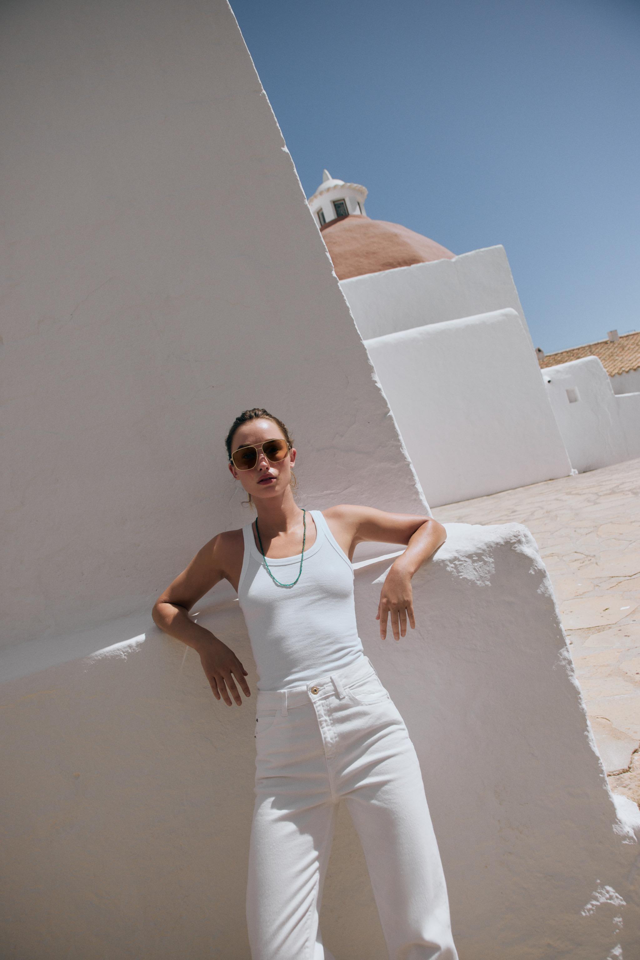Ribbed Sleeveless Top - White - S