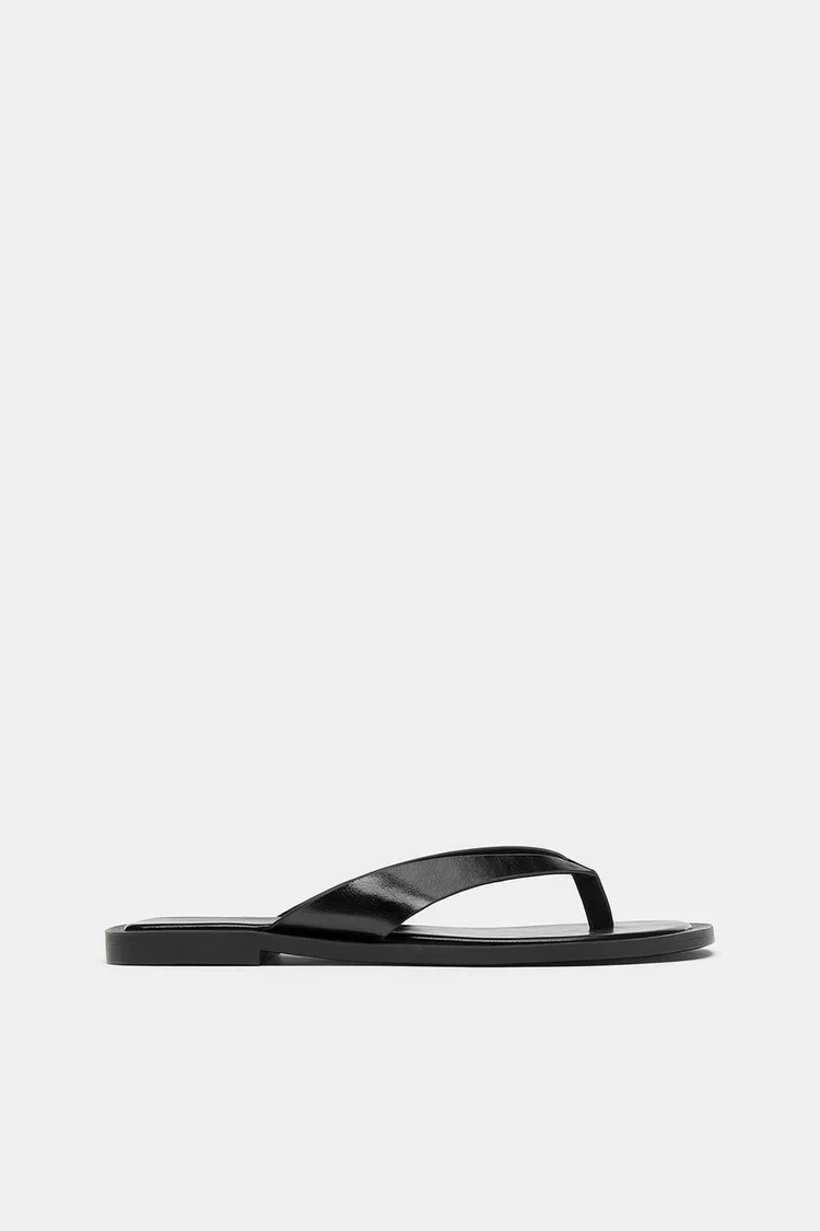 pull&bear, Flat strappy sandals