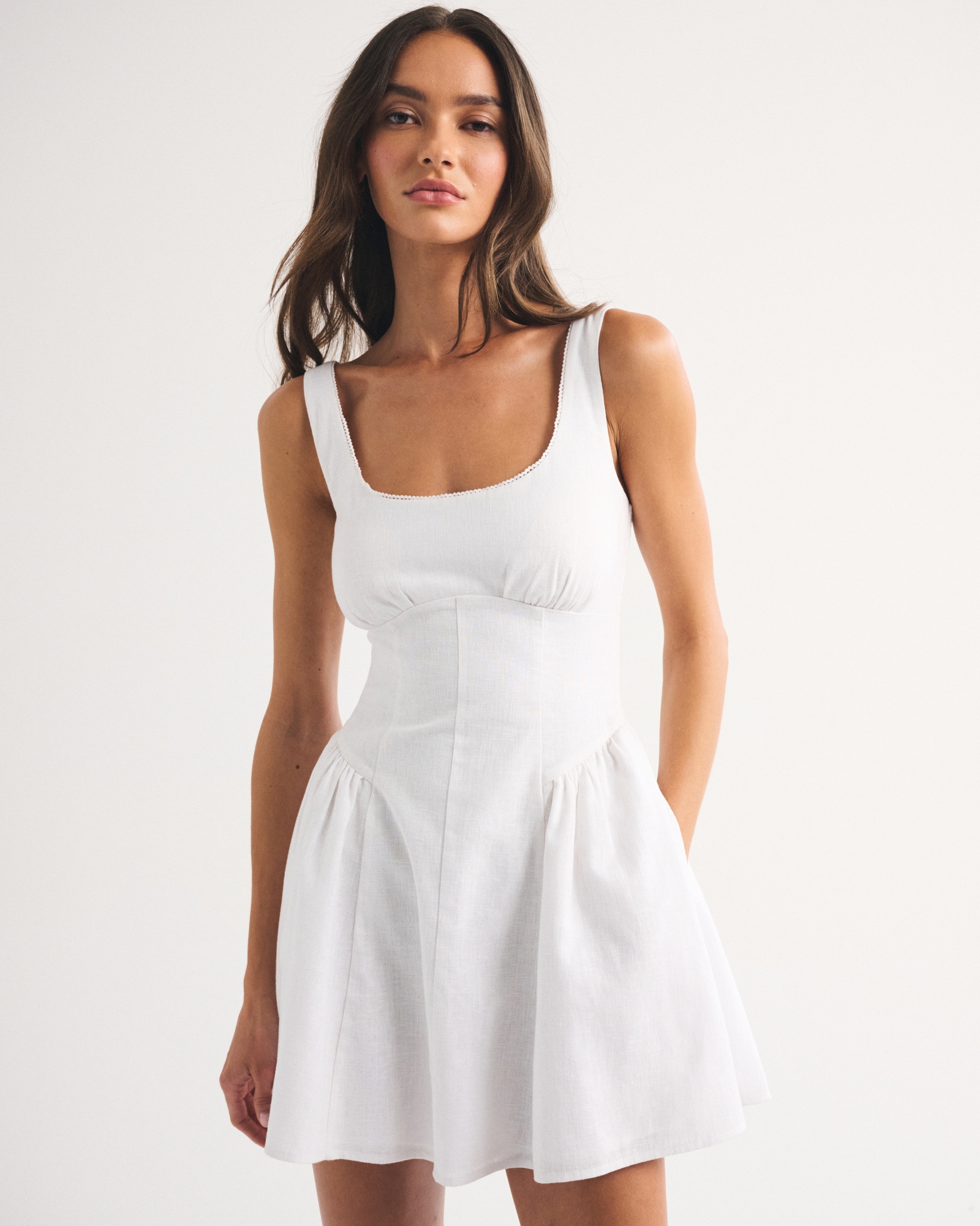 A&f Dylan Bra-Free Linen-Blend Mini Dress
