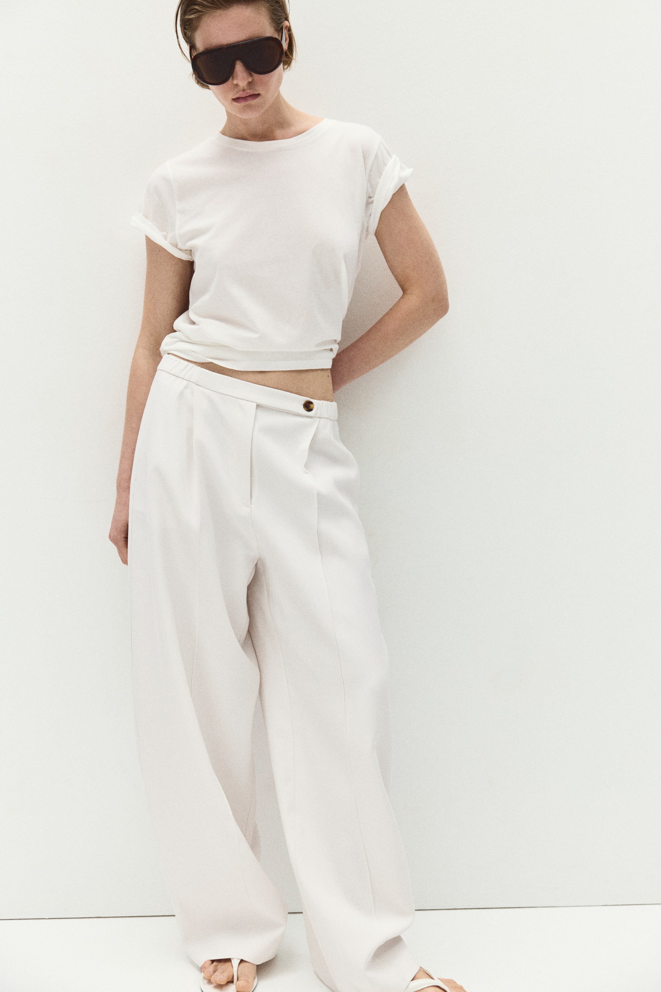 Crease-Leg Barrel Trousers