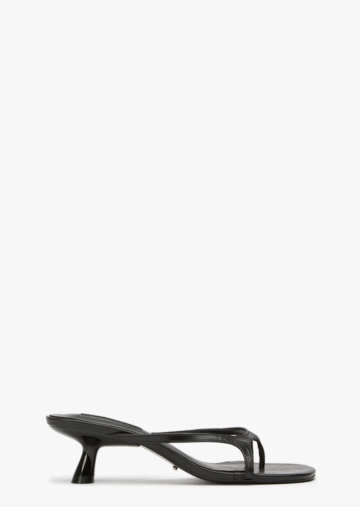 Kassy Black Vintage