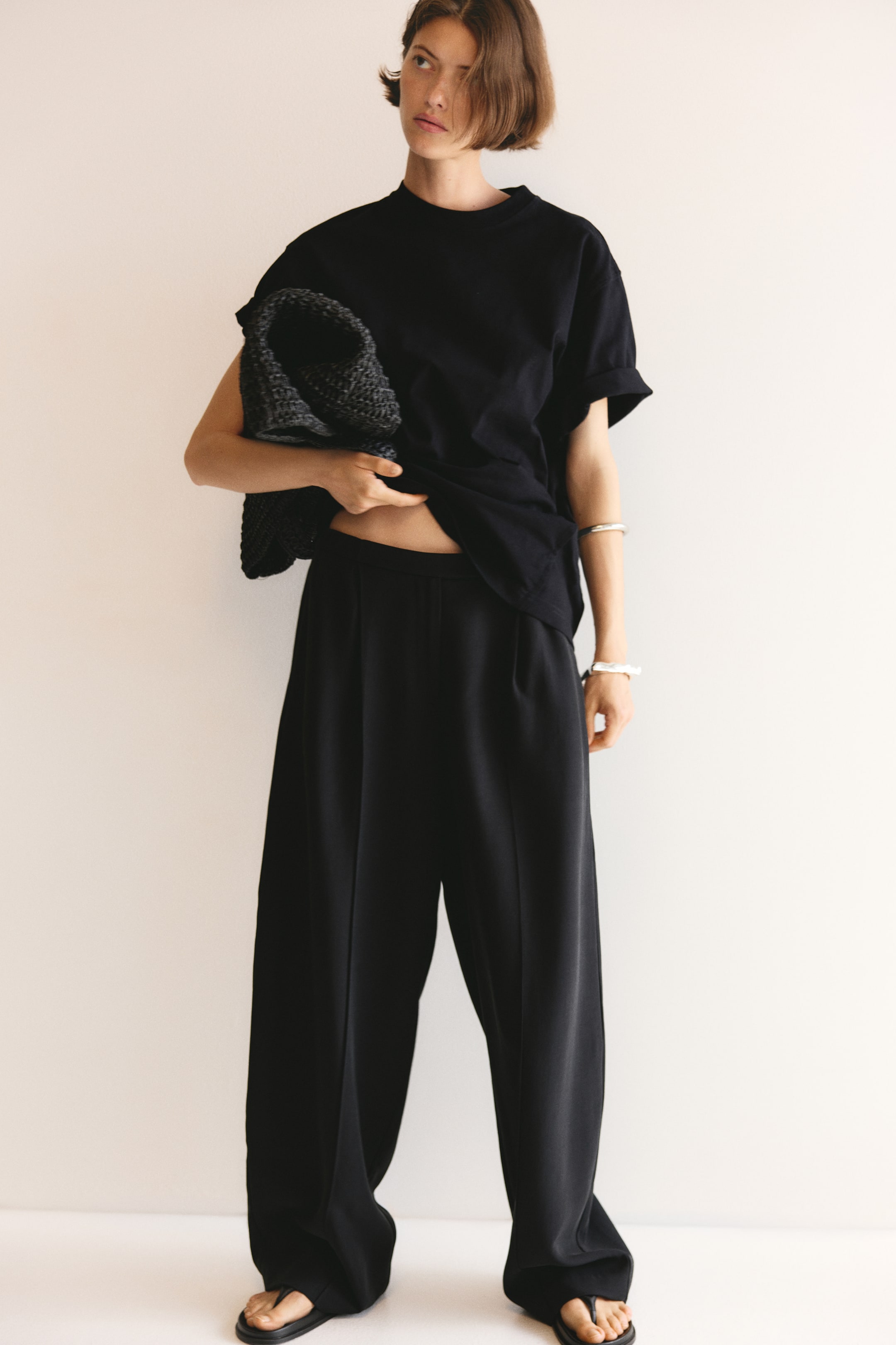 Crease-Leg Barrel Trousers