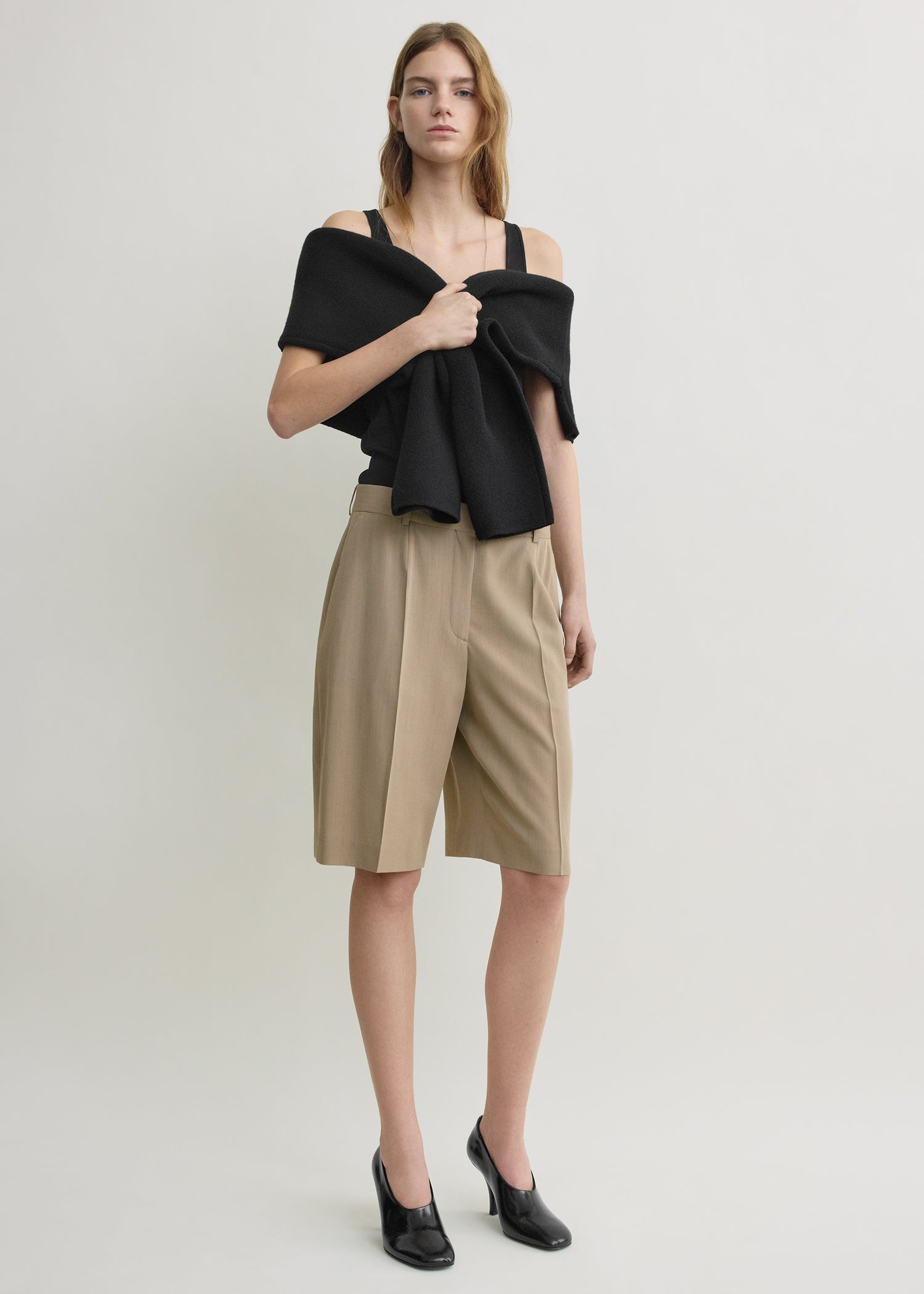 Wide Fluid Shorts Taupe - 30