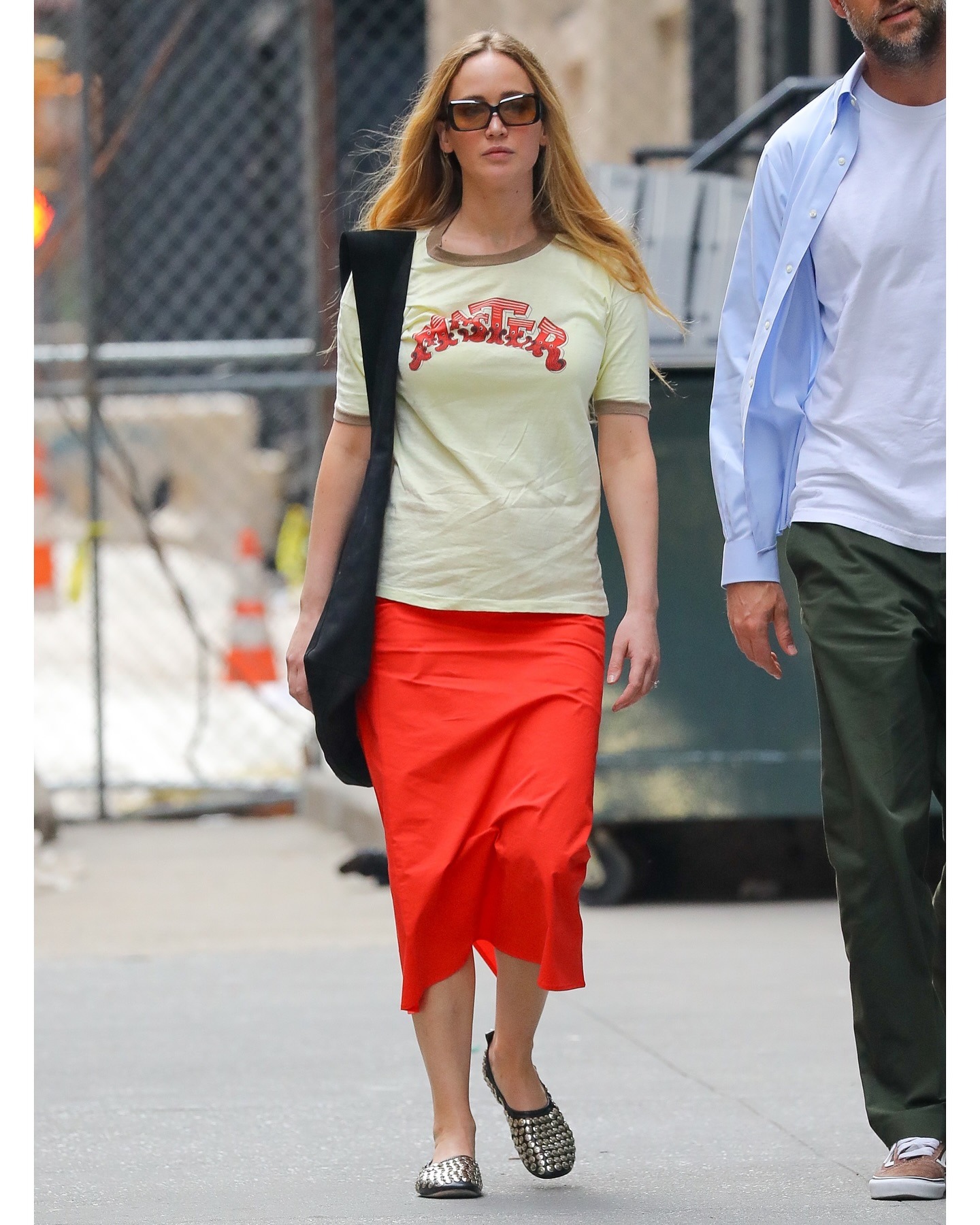 Jennifer Lawrence wearing the studded ballet flats trend via @toryburch