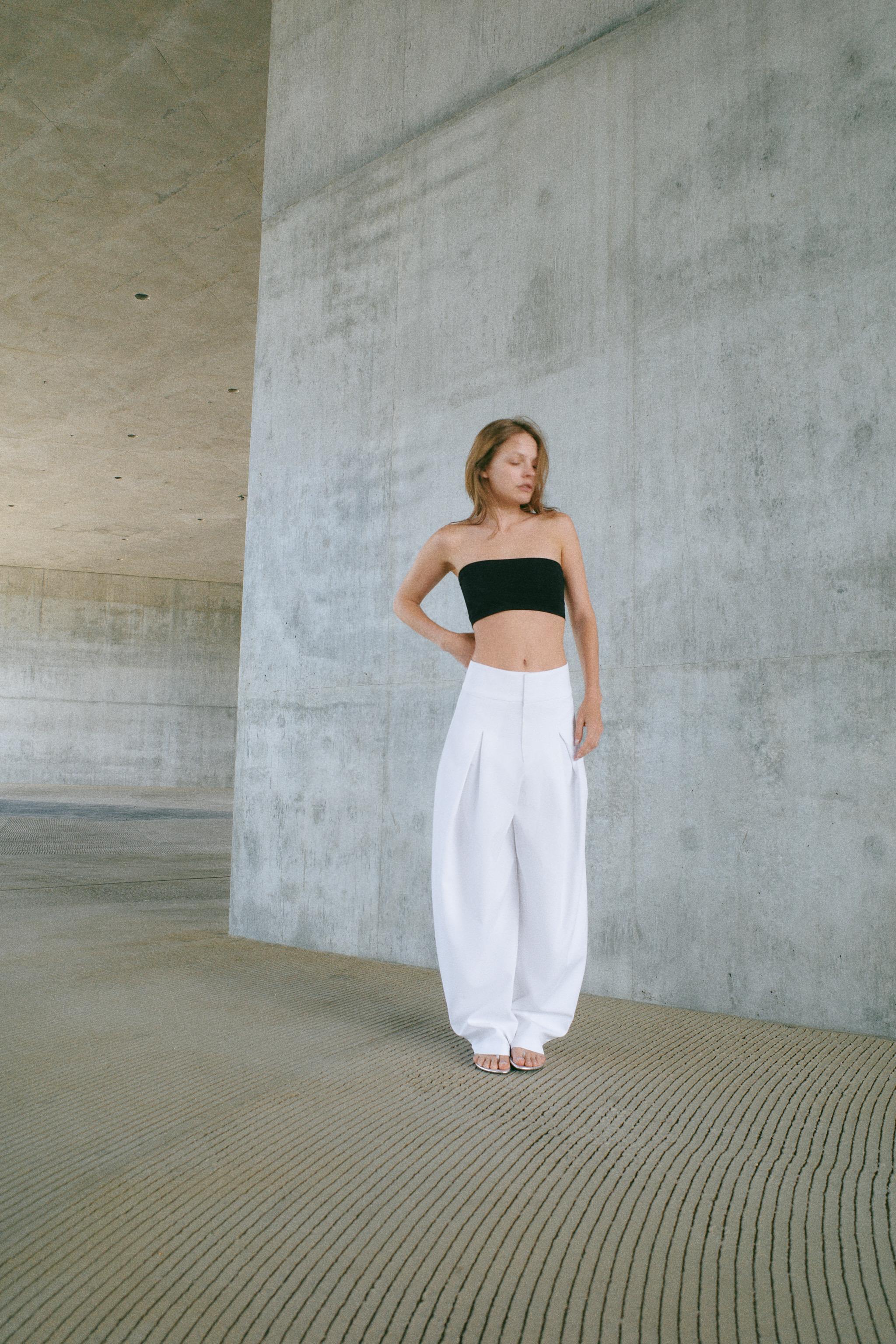 Balloon Trousers With Pleats