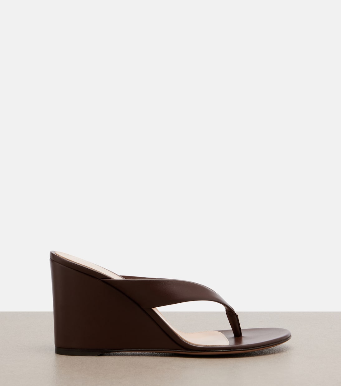 Leather Wedge Thong Sandals in Brown - Gianvito Rossi