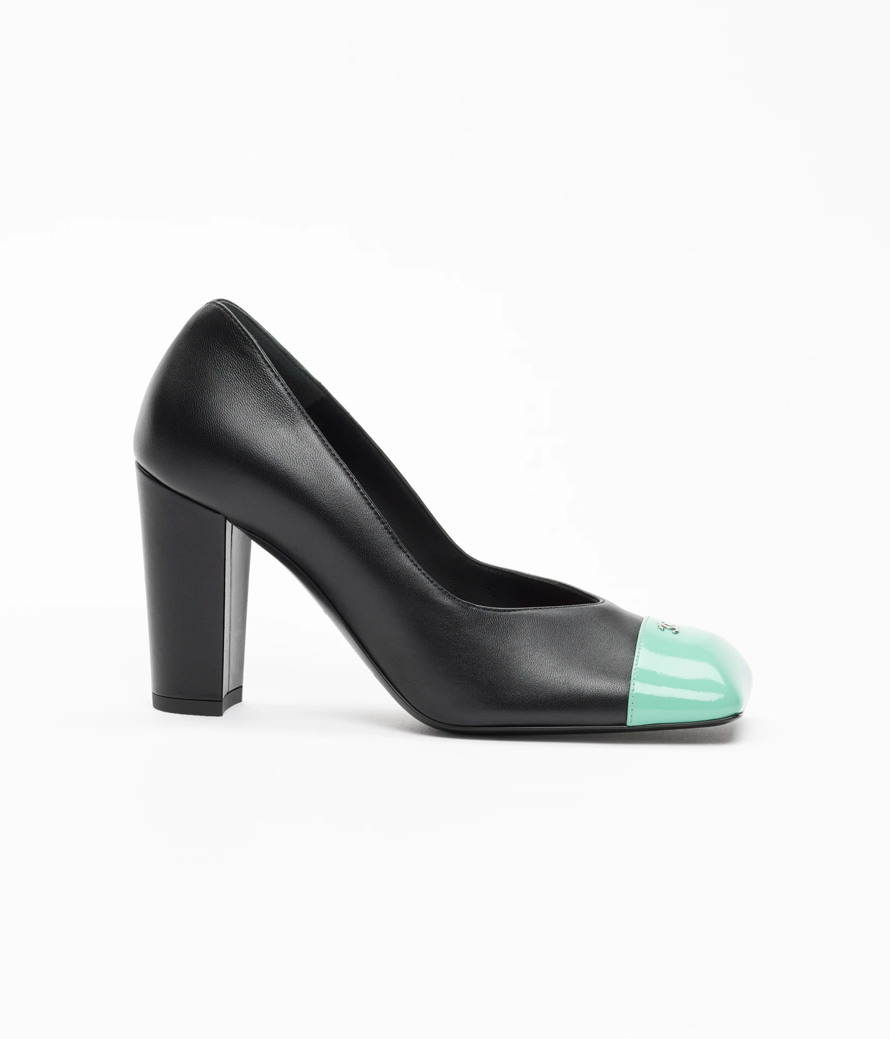 chanel, Pumps