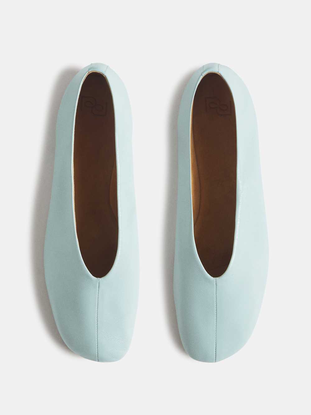 Reformation Blaine Flat