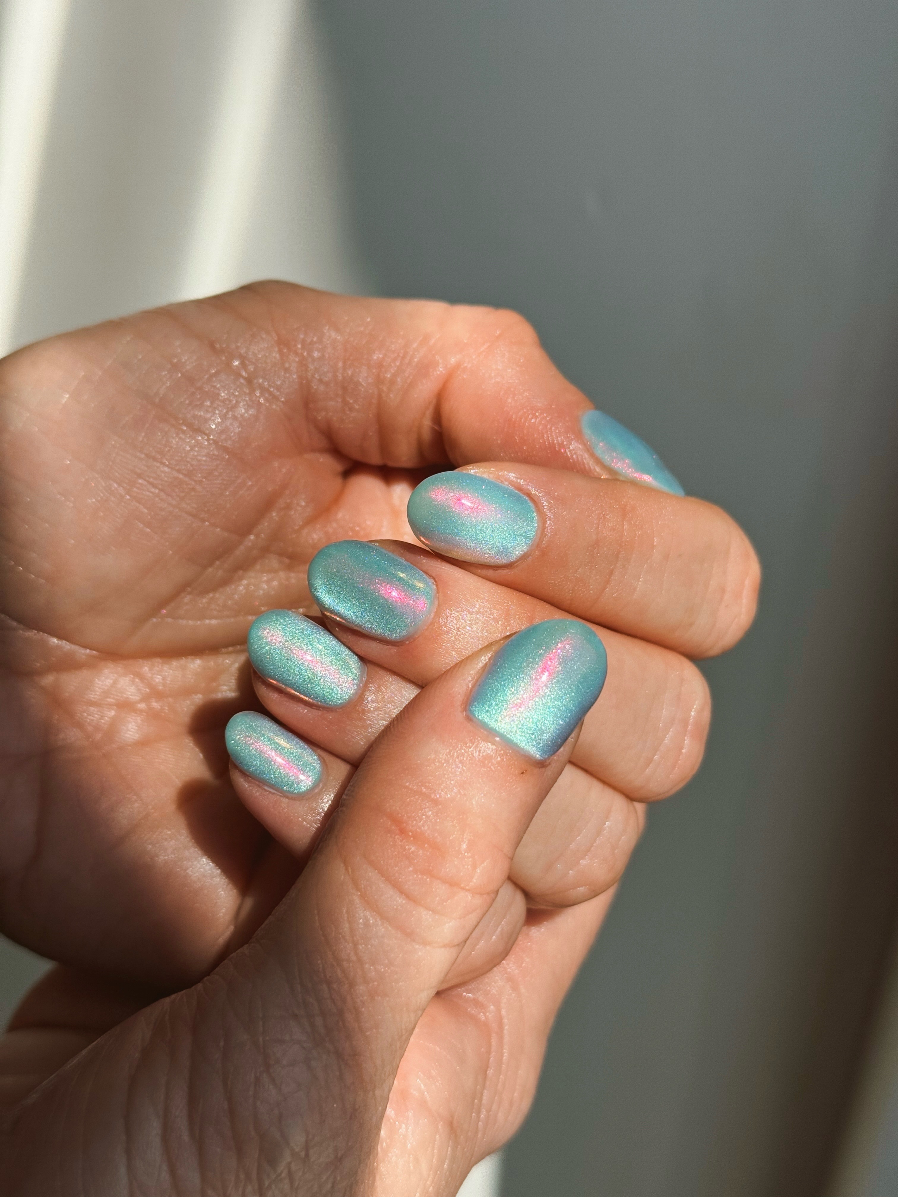 nail colours for august 2026