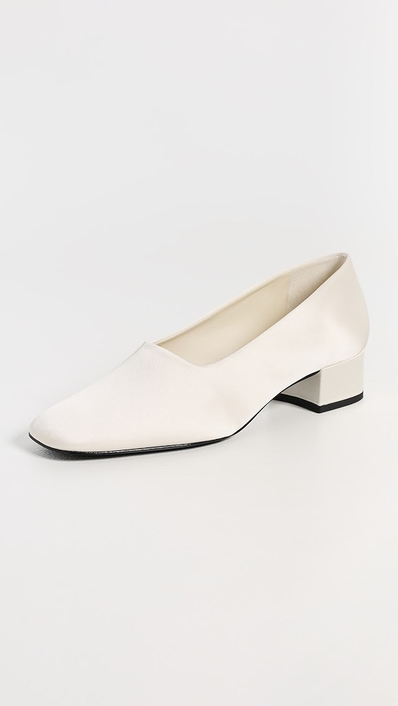 Inez Pump - Fior Di Latte Satin