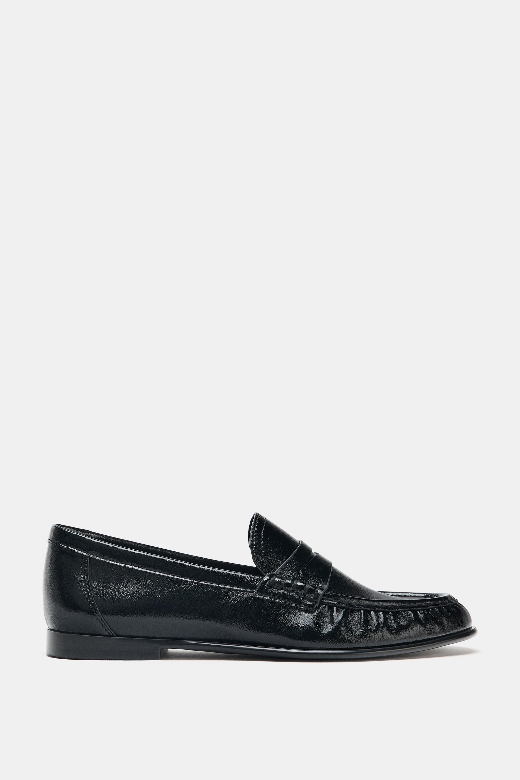 Soft Gathered Loafers - Black - 2