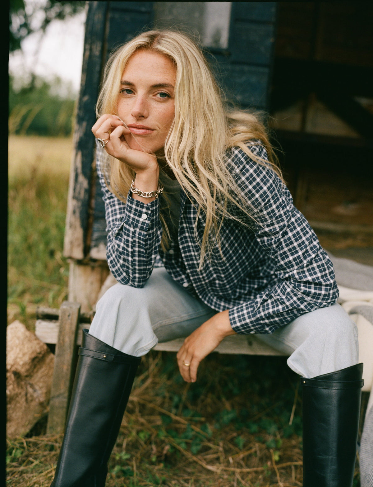 The Classic: Fine Brushed, Navy Check