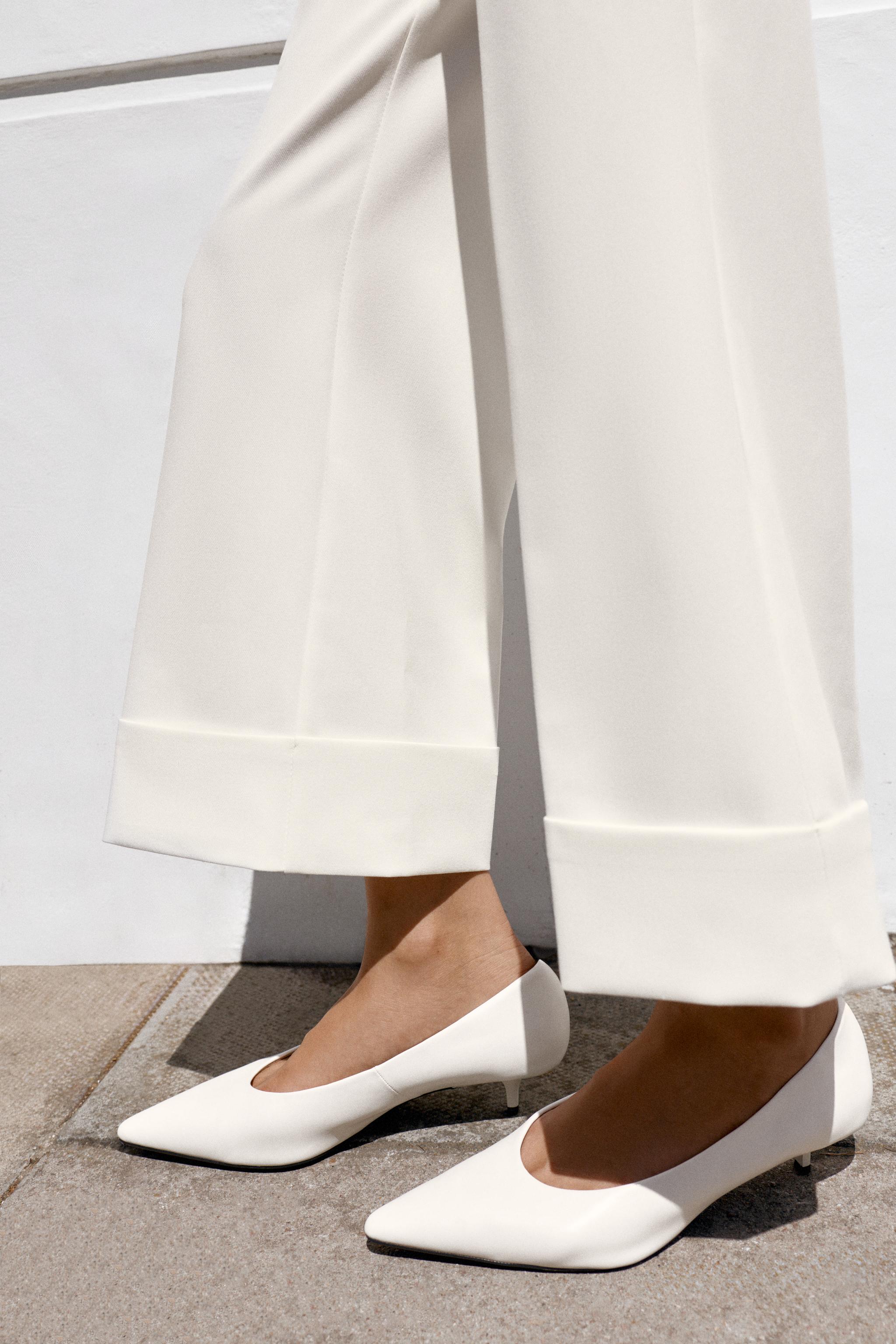 Pointed Kitten Heel Shoes - White - 5