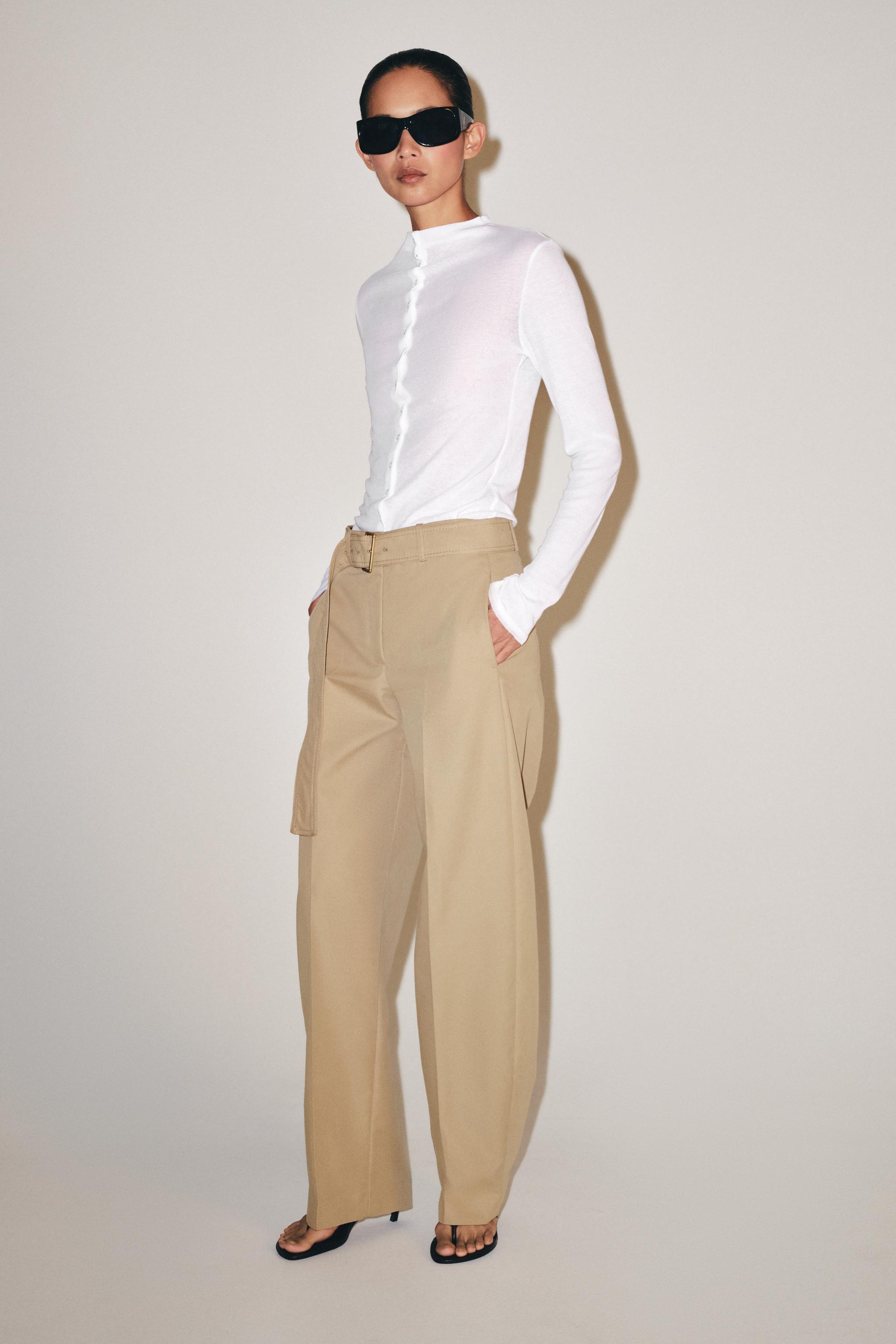 Buttoned High Neck T-Shirt - White - S