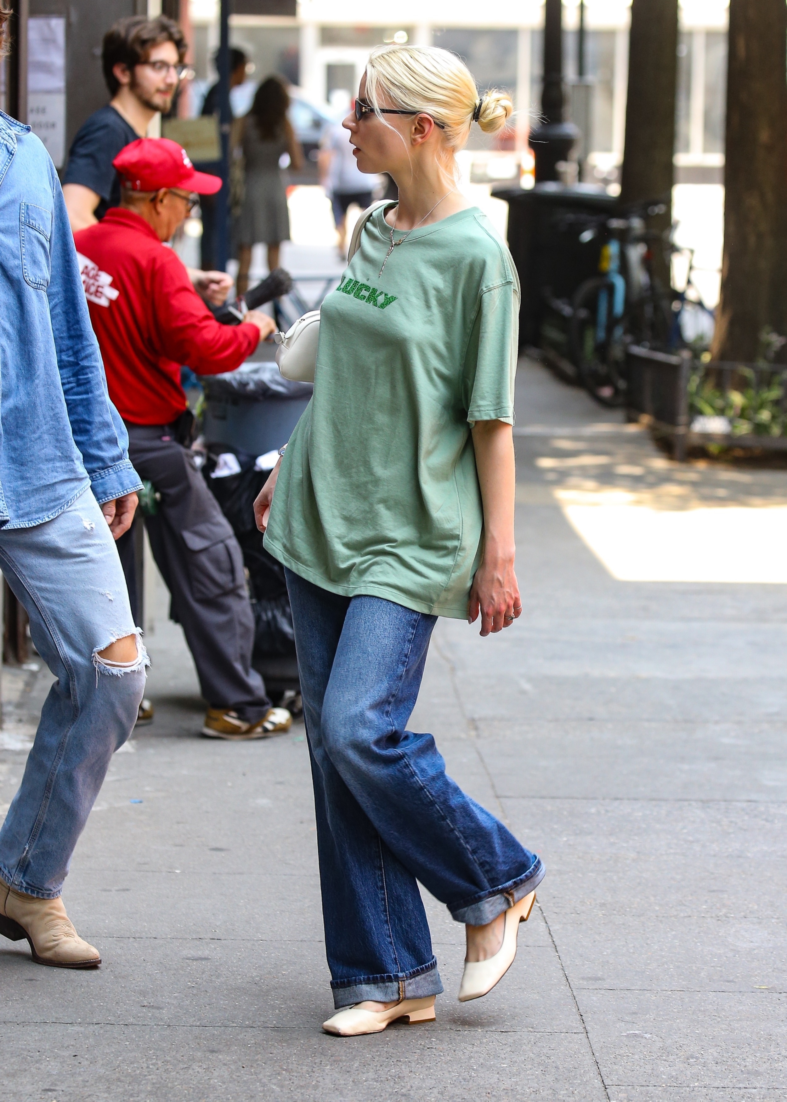 Anya Taylor Joy In Green Tshirt and Jeans