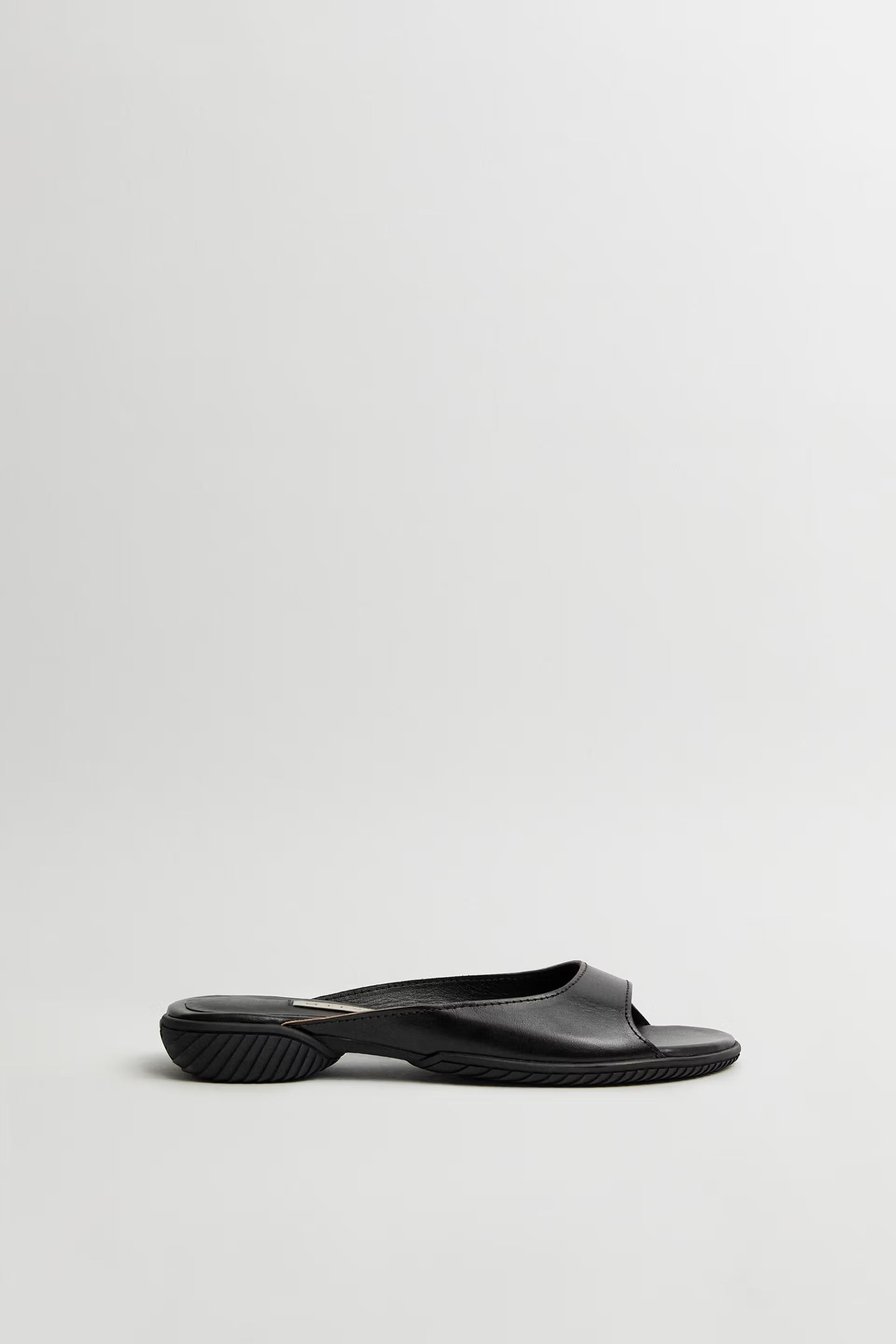 Yachay Sandals - Black Leather
