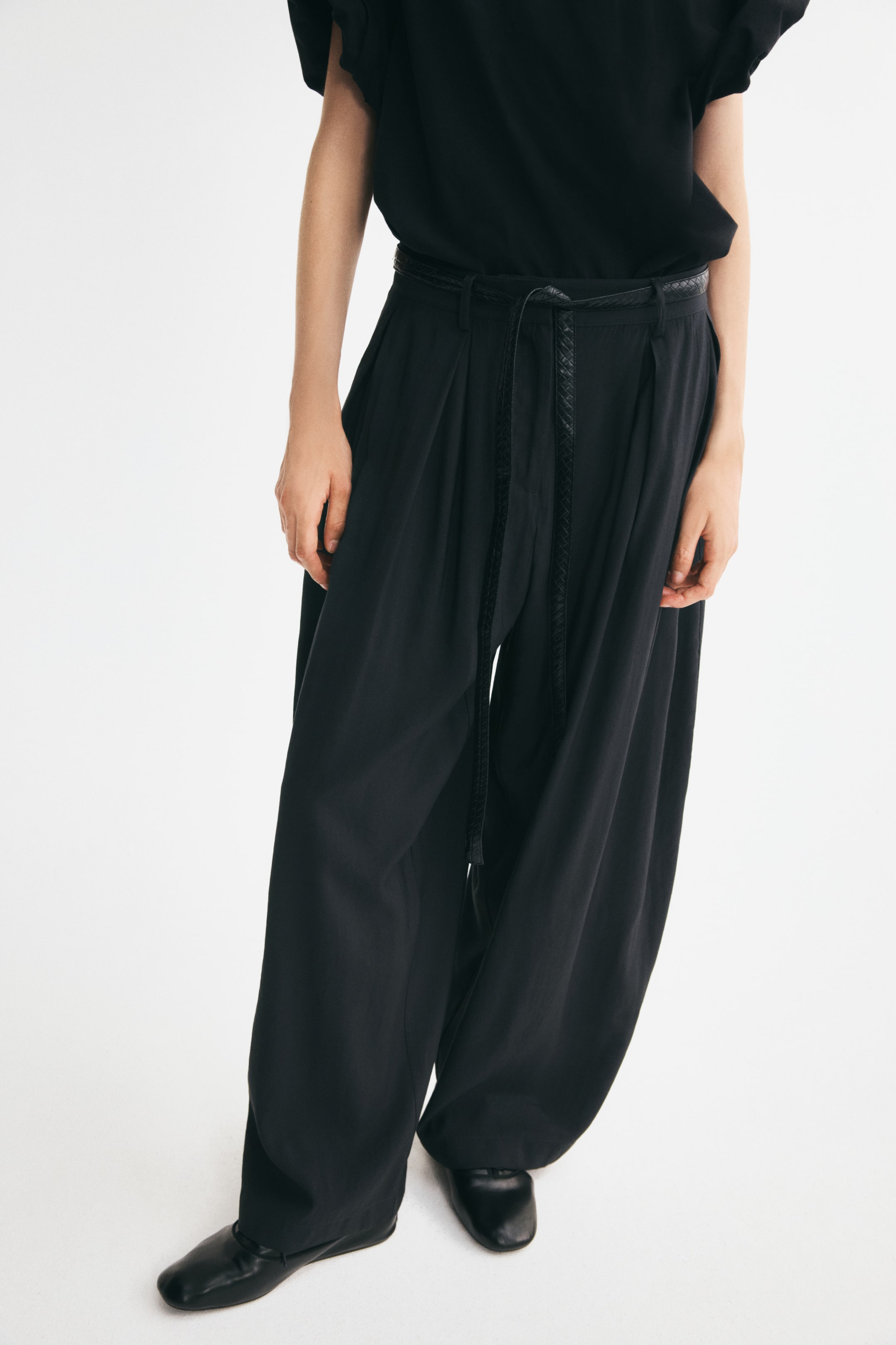 Wide Belted Trousers