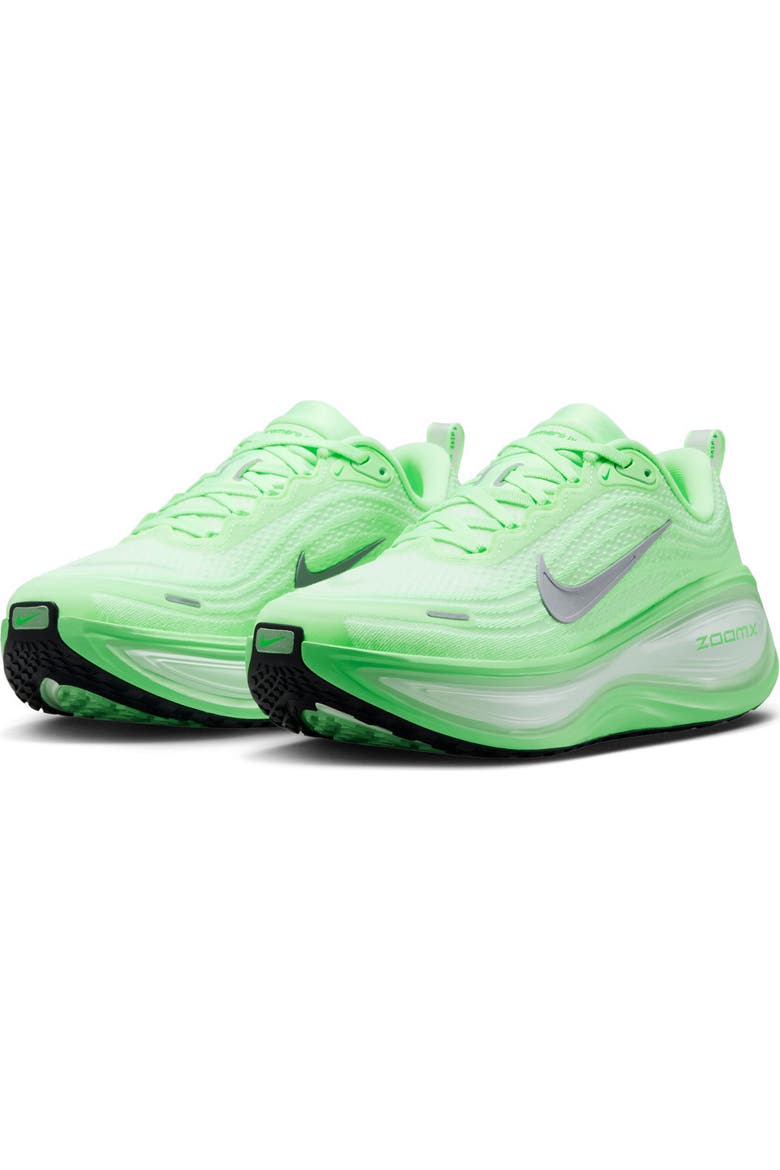 Vomero Plus Running Shoe