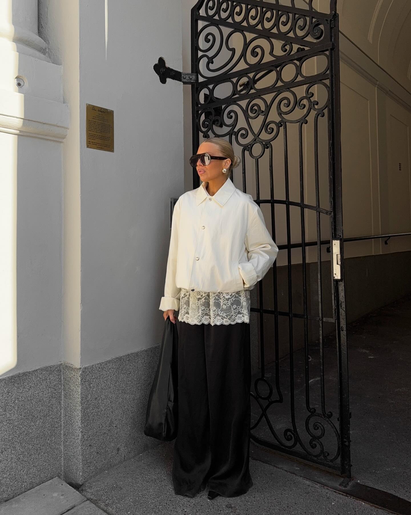 transitional-capsule-wardrobe-autumn-2026