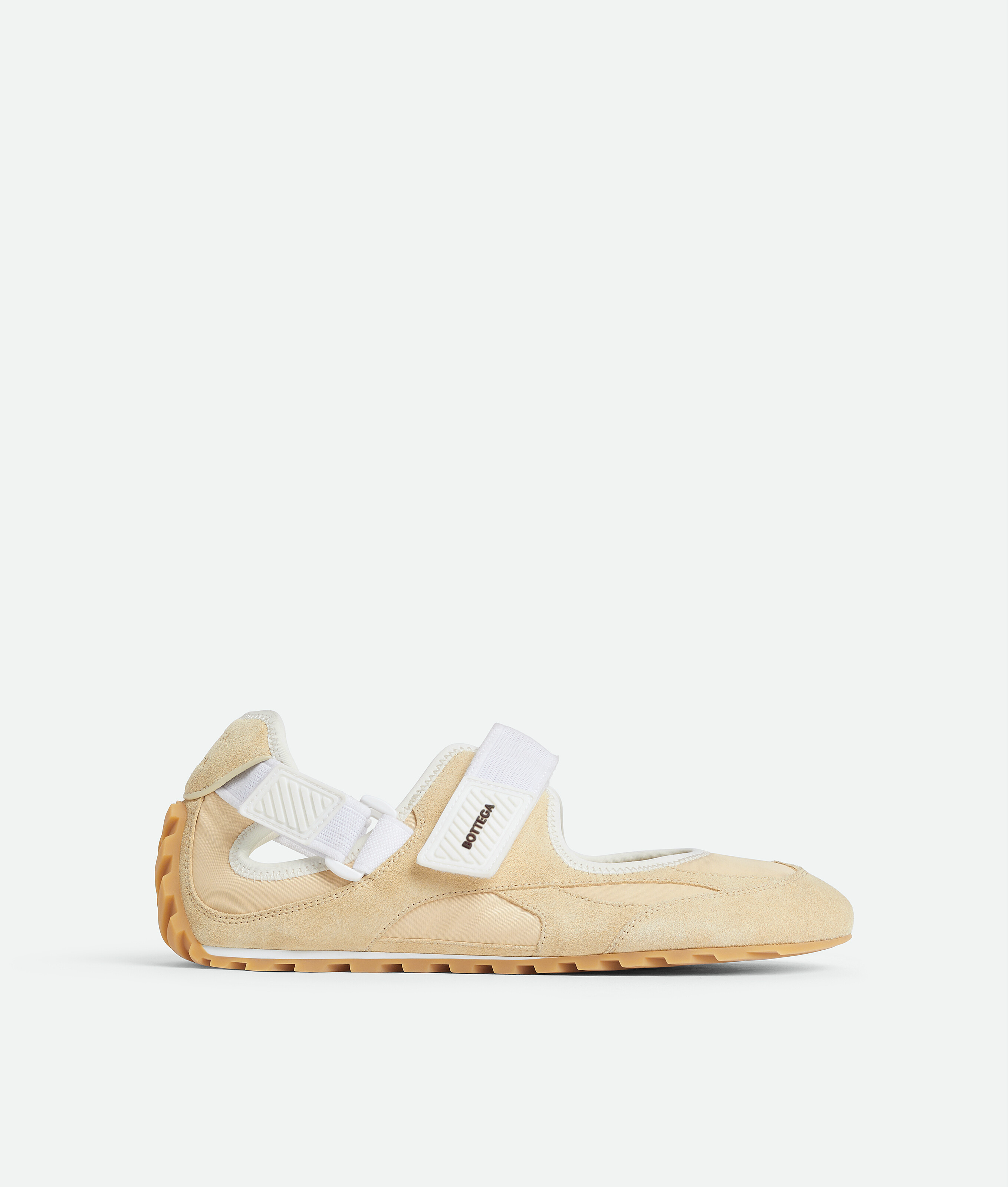 Women's Orbit Flash Mary-Jane Sneaker in String/tufo