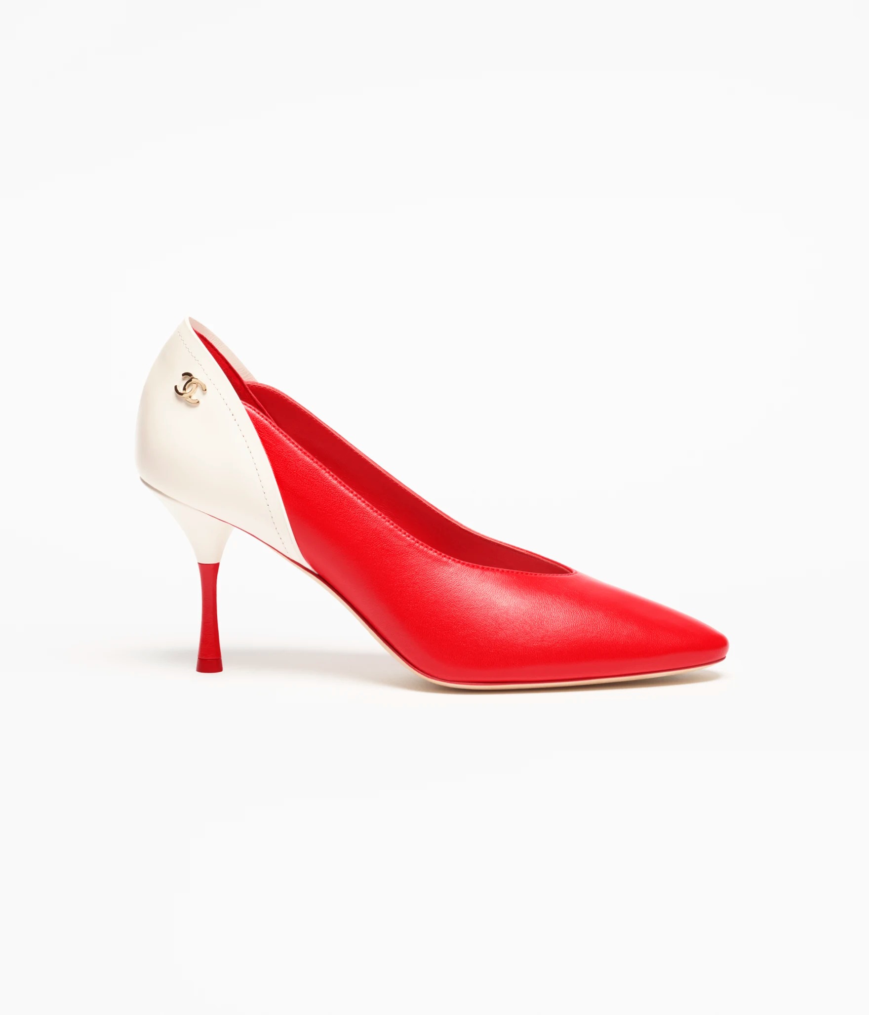 Chanel, Pumps