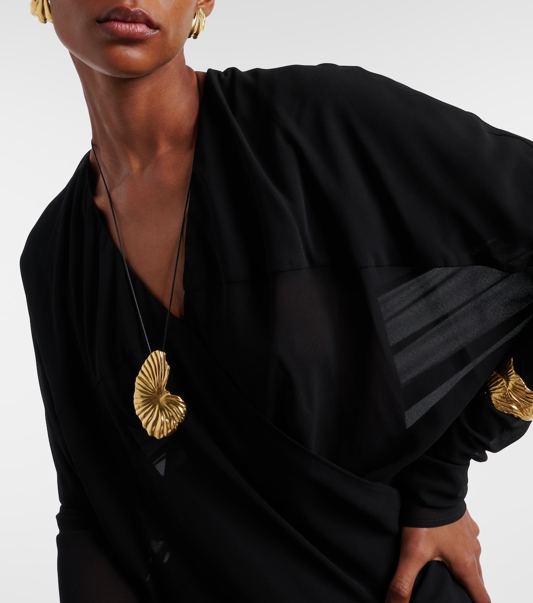 Birth of Venus Gold-Plated Pendant Necklace in Gold - Ysso