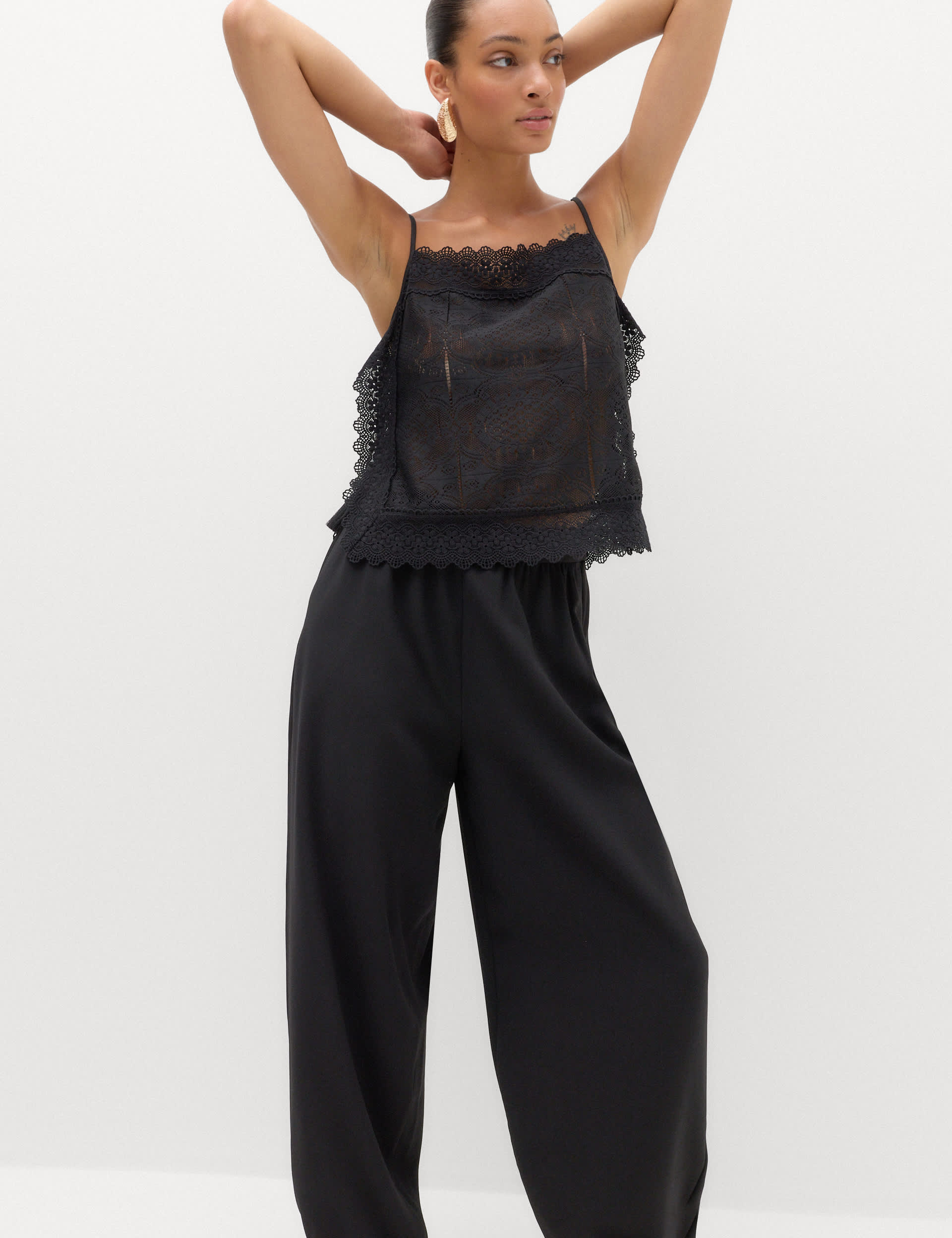 Relaxed Balloon Trousers