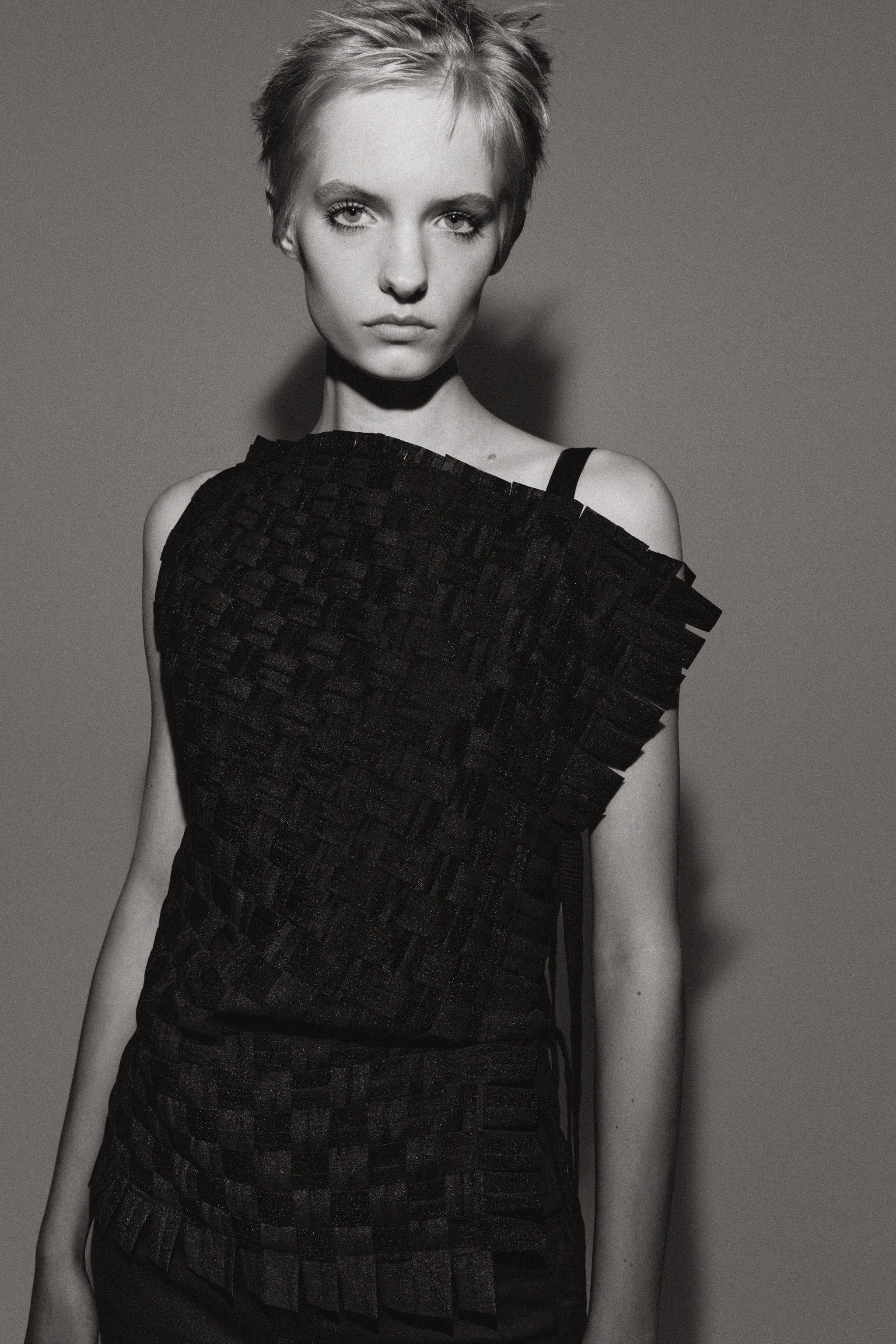 Zw Collection Asymmetrical Top - Black - S