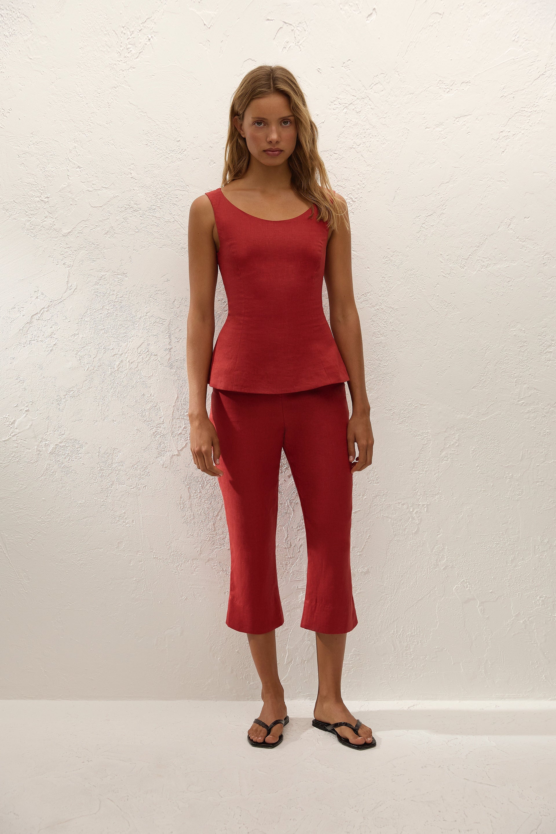 Valeria Capri Pant Chilli - Xs / Chilli