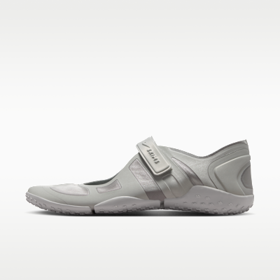 Nikeskims Rift Satin Women's Shoes - Night Silver/base Grey/medium Silver/night Silver - Size 5