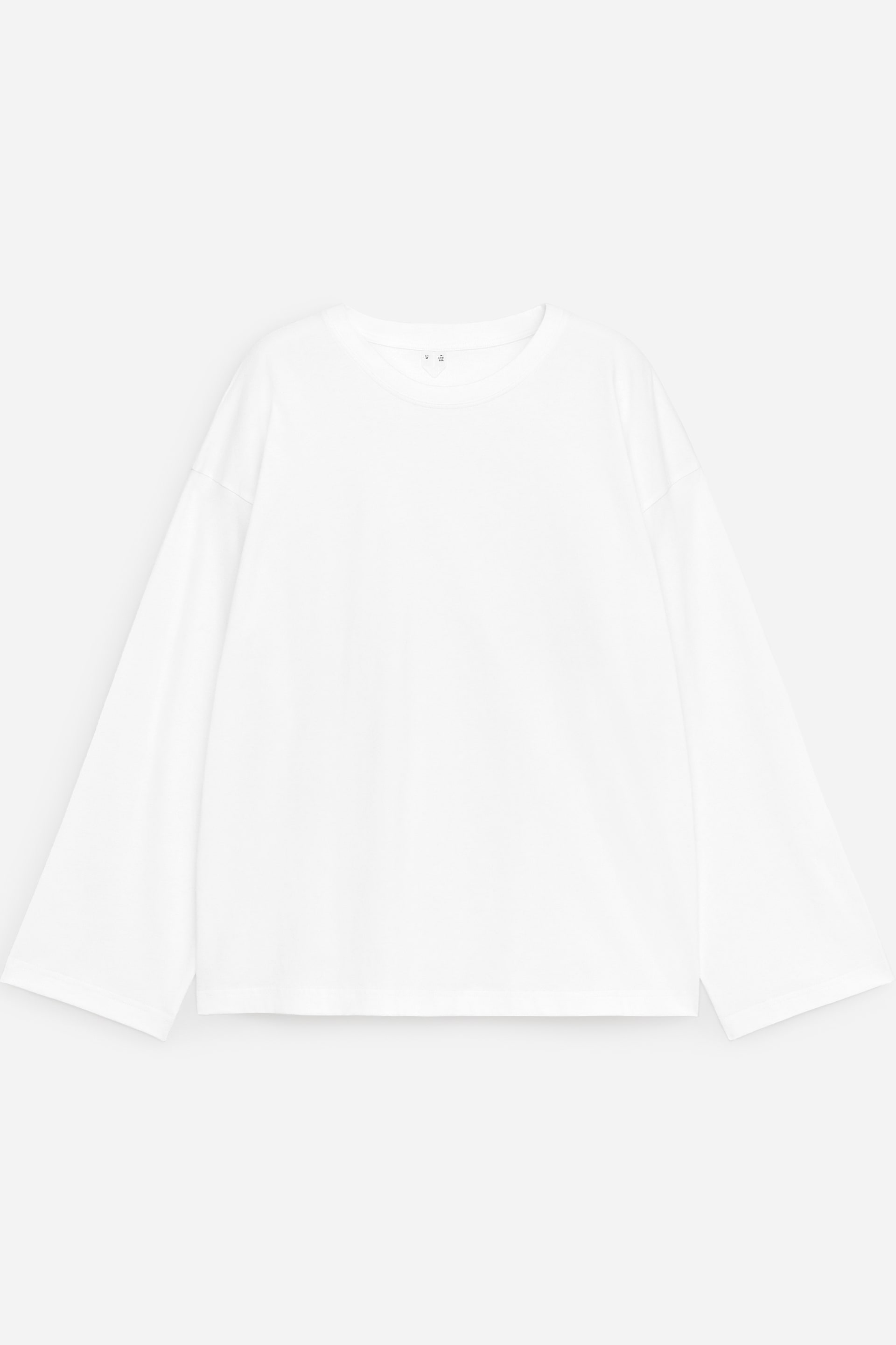 Relaxed Long-Sleeve T-Shirt