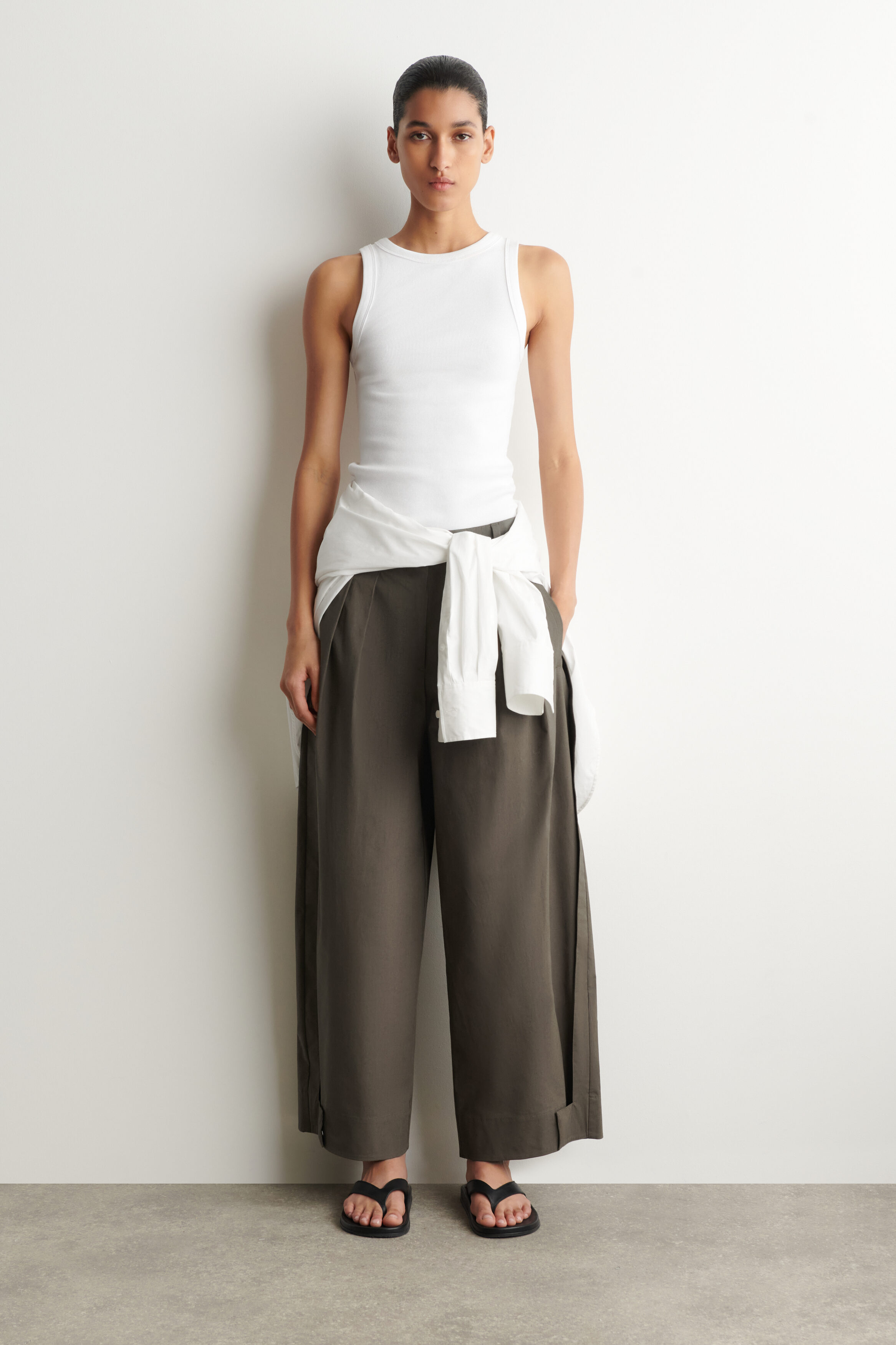 Pleated Tapered Utility Trousers