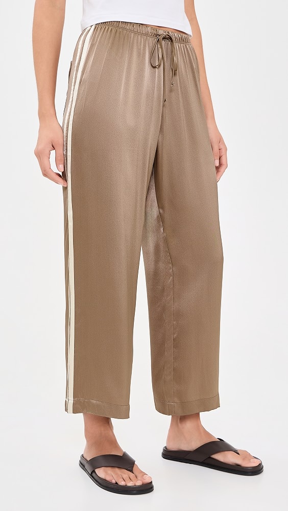 The Silk Stripe Crop Pants - Shitake/creme