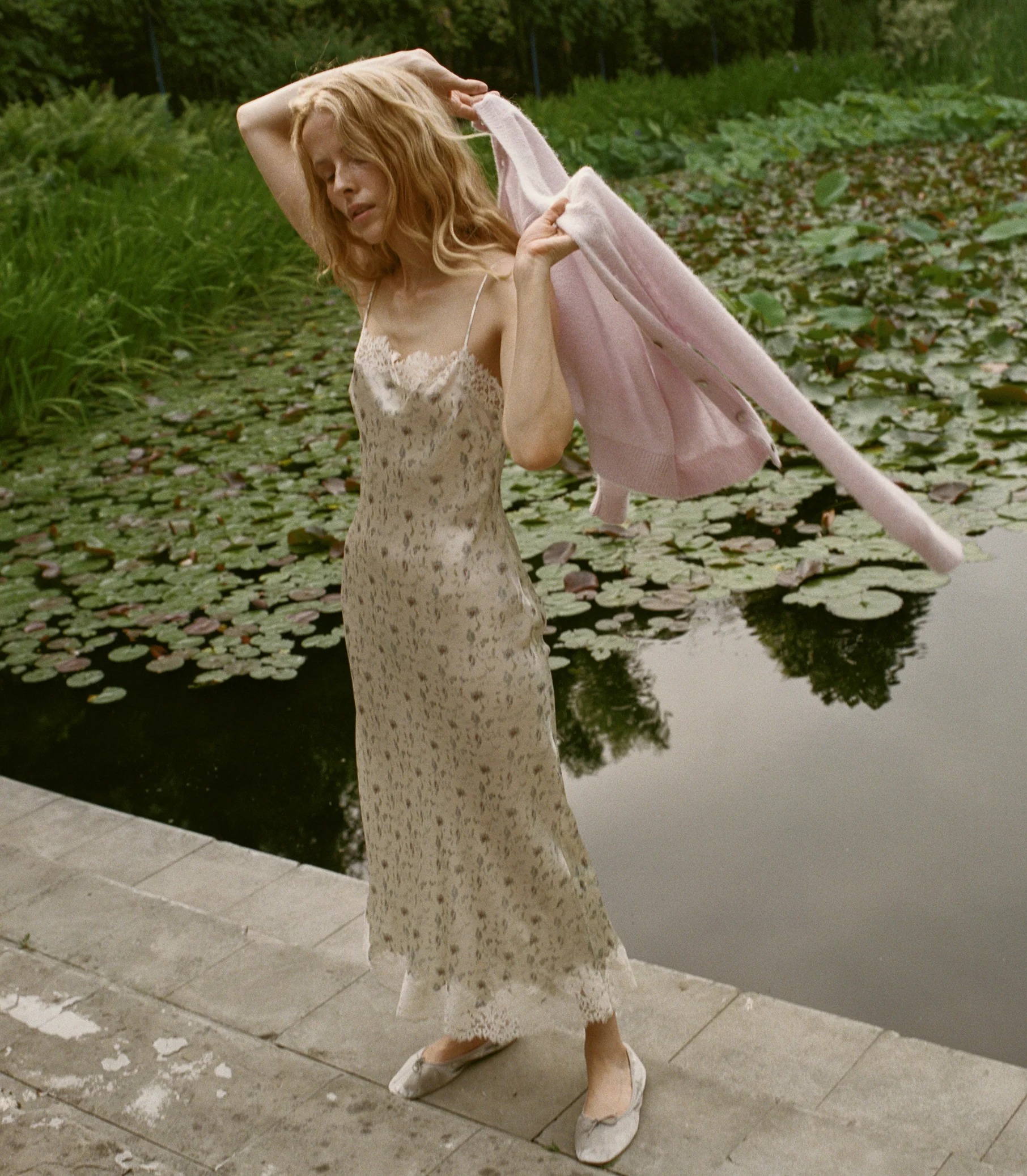 D&ocirc;en, Bethilde Dress